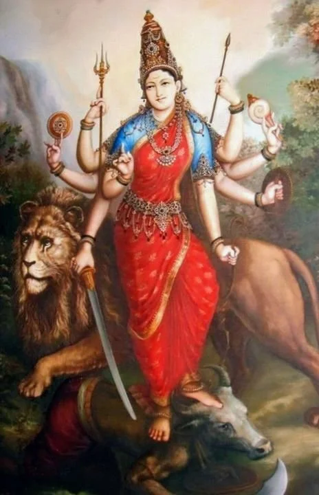 Godin Durga: De Onoverwinnelijke Moeder van de Drie Werelden