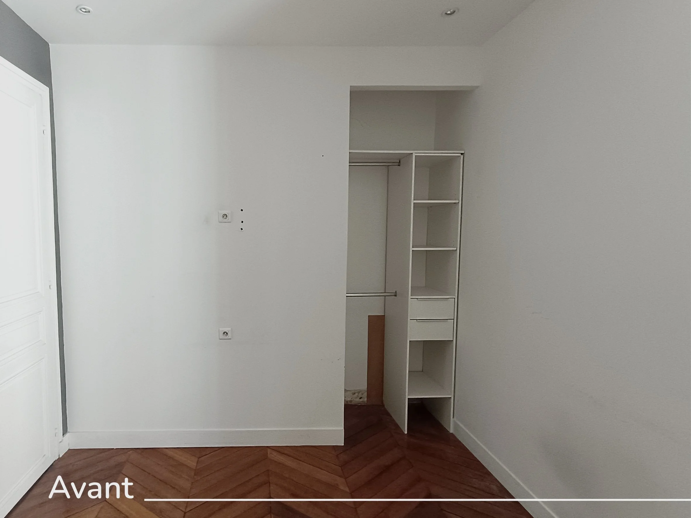 17-projet-trinite-paris-chambre-dressing-avant-renovation.jpg