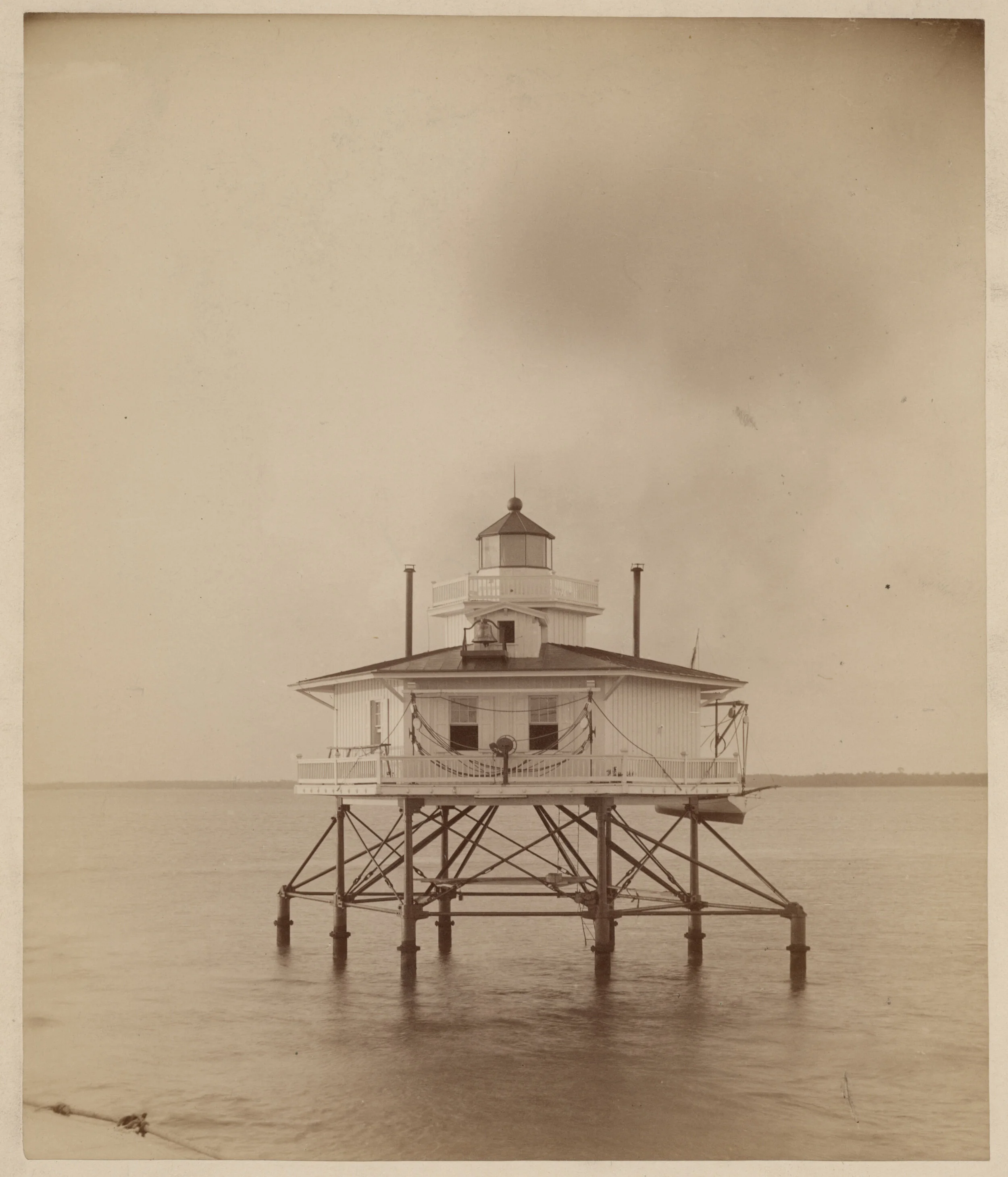 White Shoal Lighthouse 
