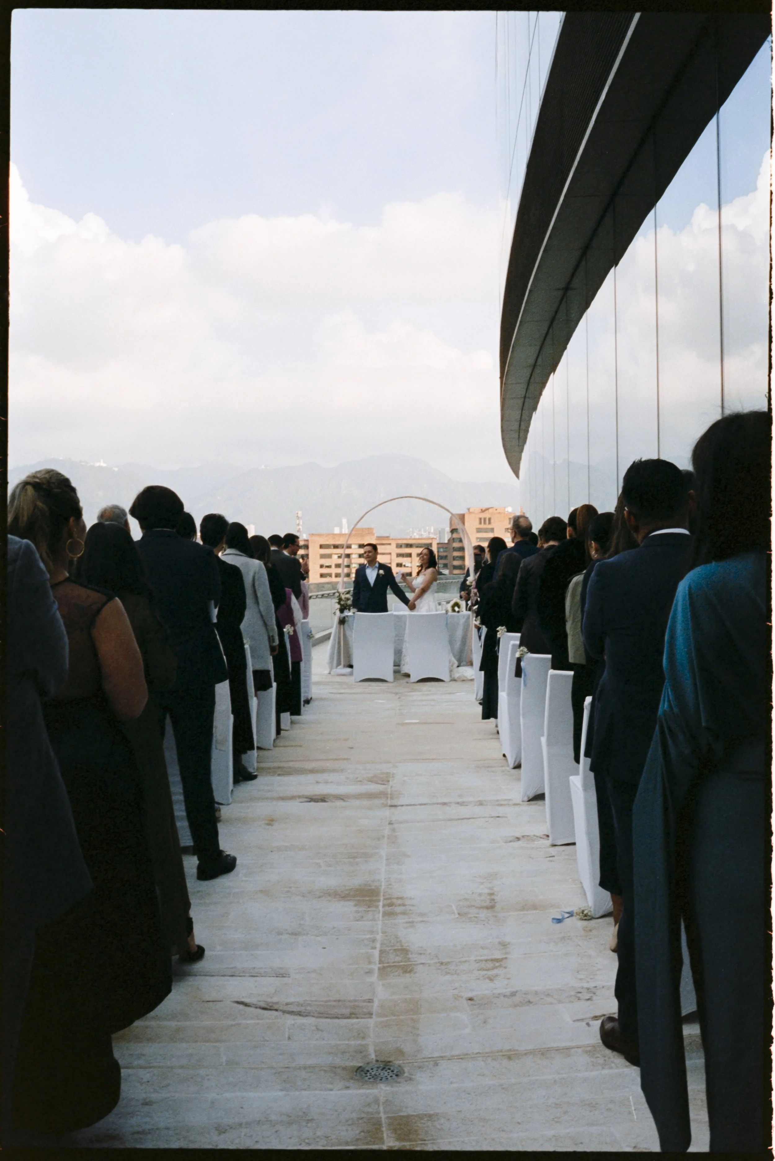 boda_cinestill800t-18.jpg