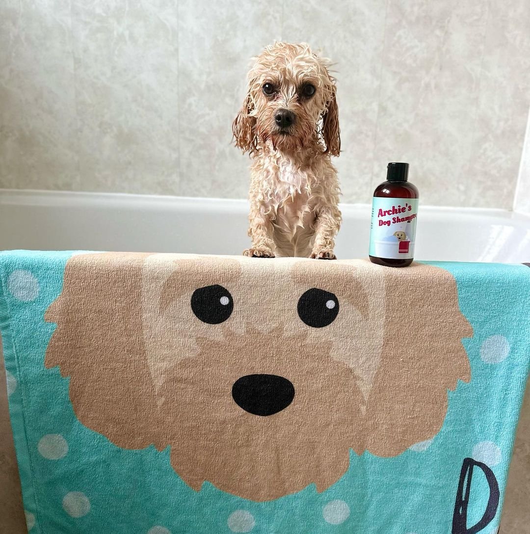 dog bath, dog bath towel, dog towel, yappy dog towel, personalised dog towel, personalised dog shampoo, yappy grooming, dog grooming, dog bath, dog shampoo