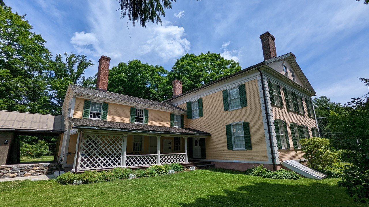 We estimated the total size of the main house was between 5000 and 6000 square feet