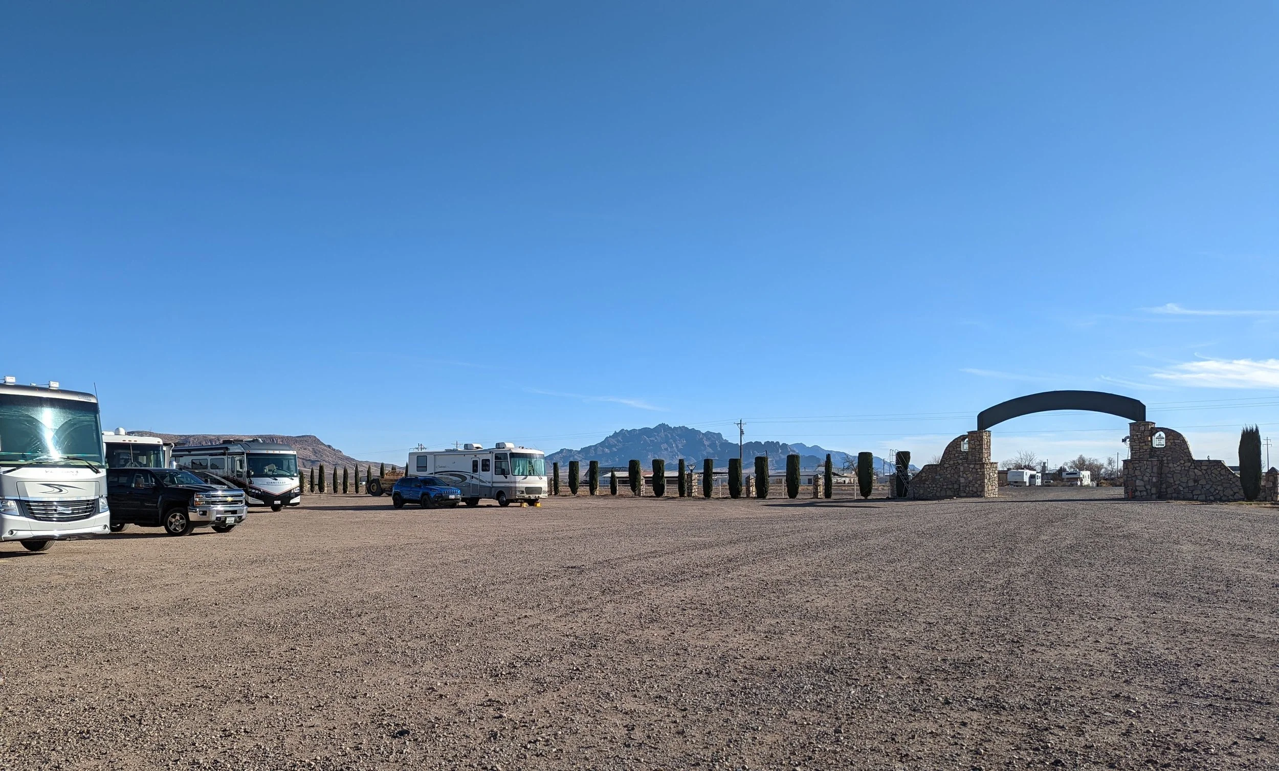 Boondocking with Harvest Hosts at Lescombes Winery