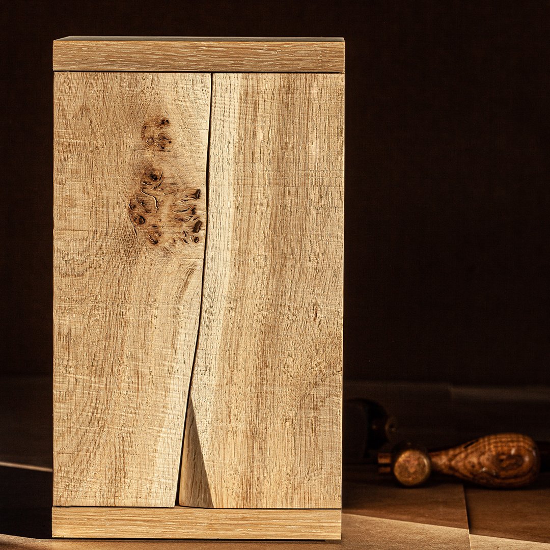 Irish-Oak-Whiskey-Box-1.jpg