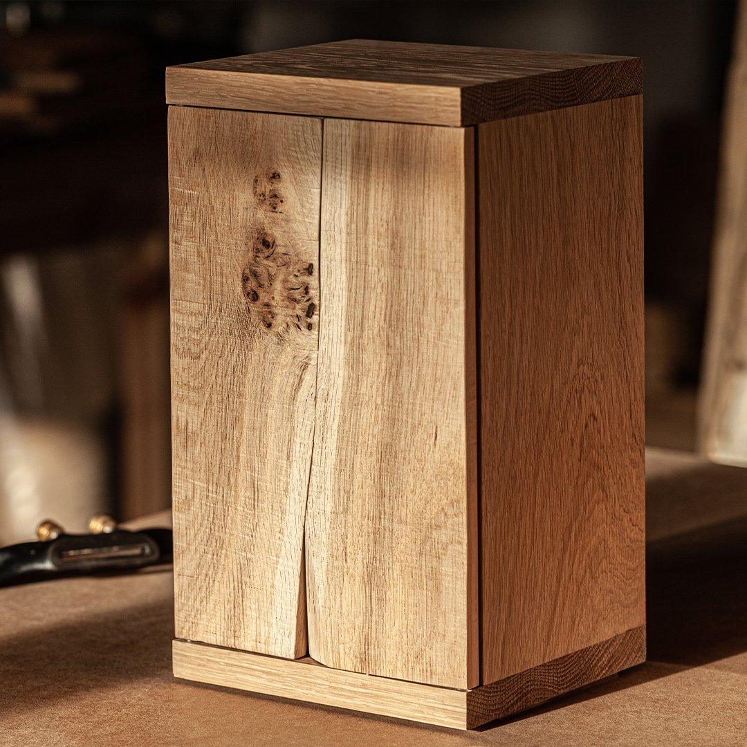Irish-Oak-Whiskey-Box-3.jpg