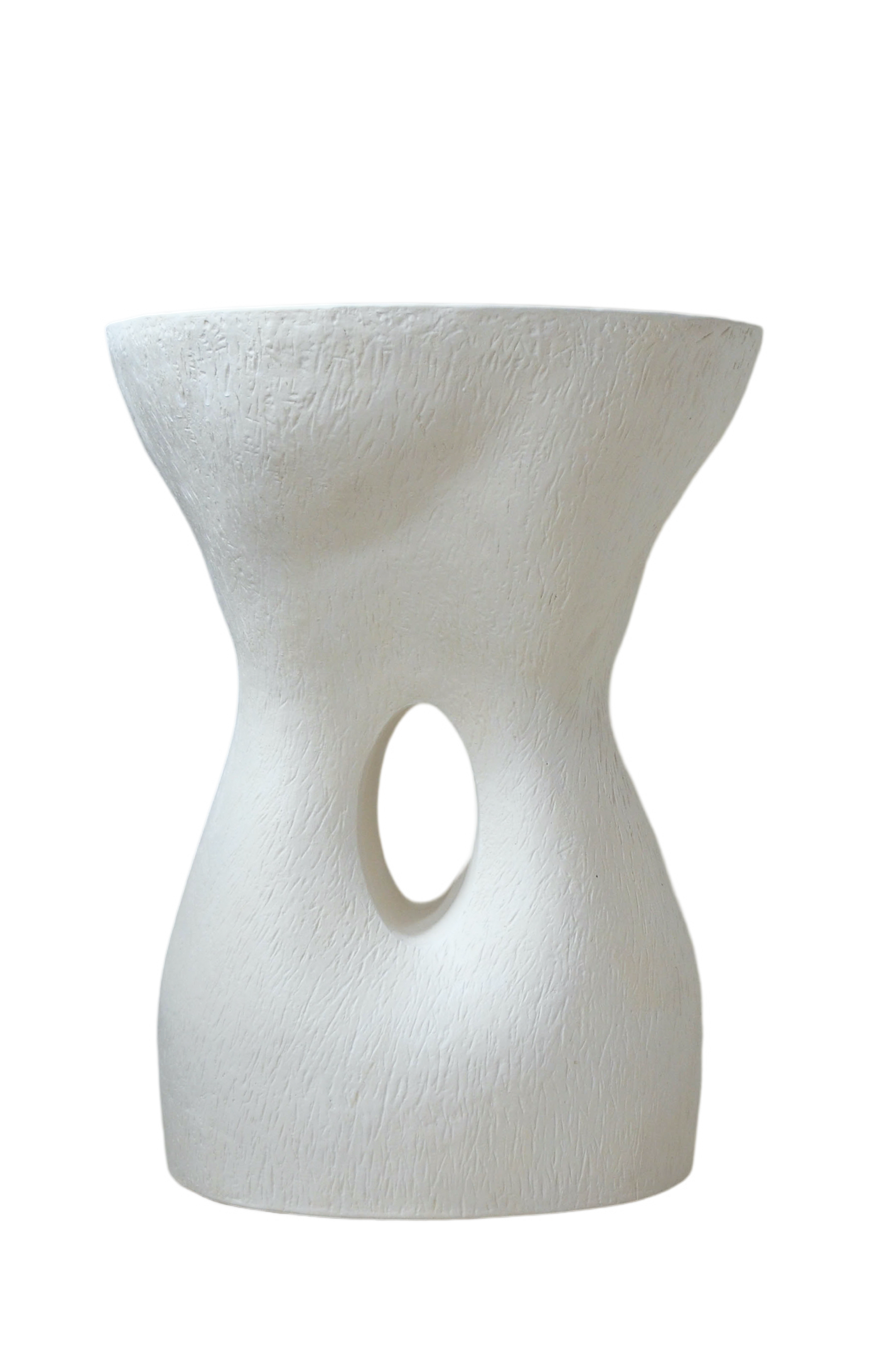 TABULA RASA I, 2022, STONEWARE, GLAZE, 42.5 x 32 x 31 CM