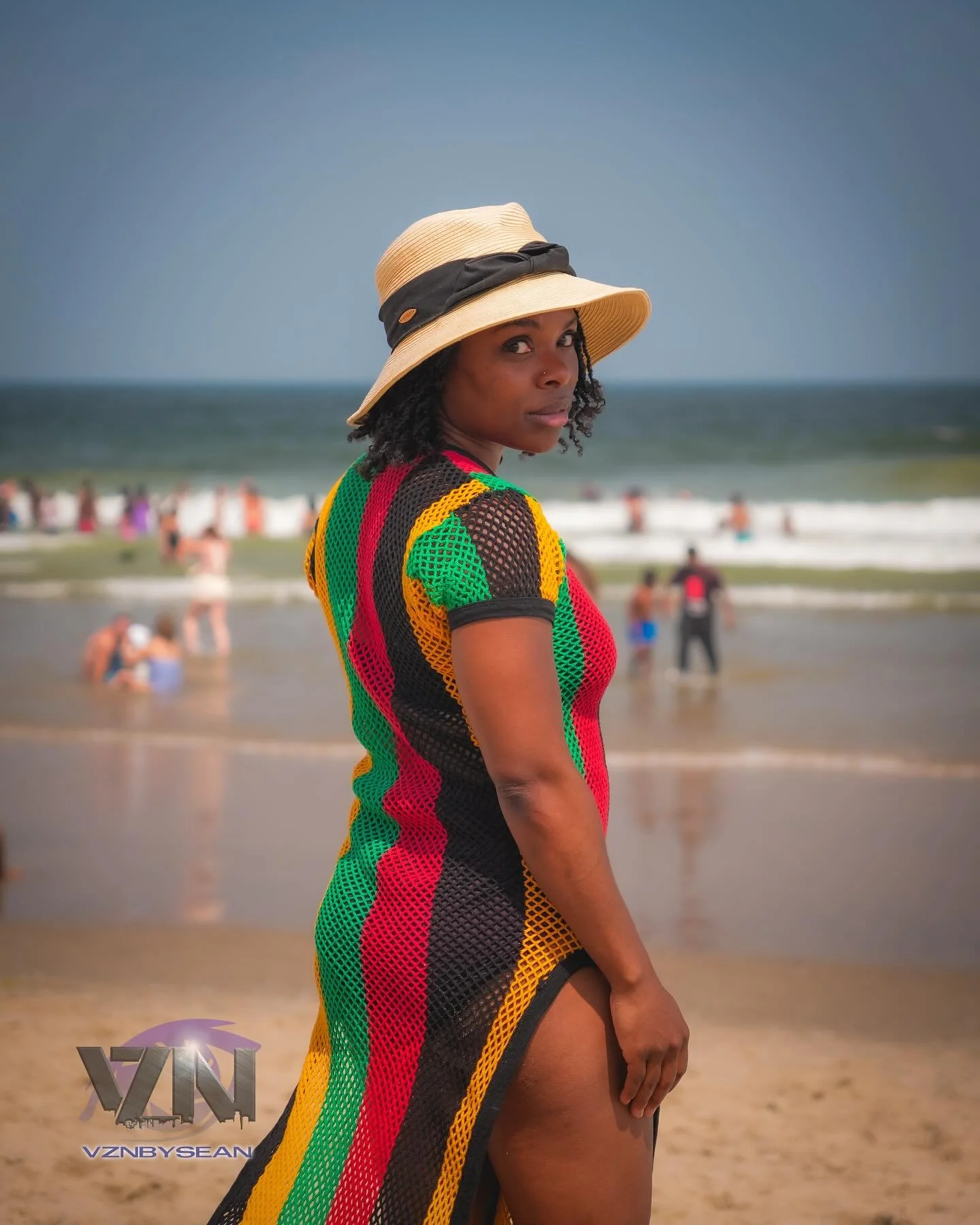 Now you know summer is my favorite. This Caribbean lady needs sunshine, heat, sounds of water, and bare feet on the ground to be happy. It doesn&rsquo;t take much 😝. 

If you find yourself feeling chaotic, nervous, anxious, or absent minded, take yo