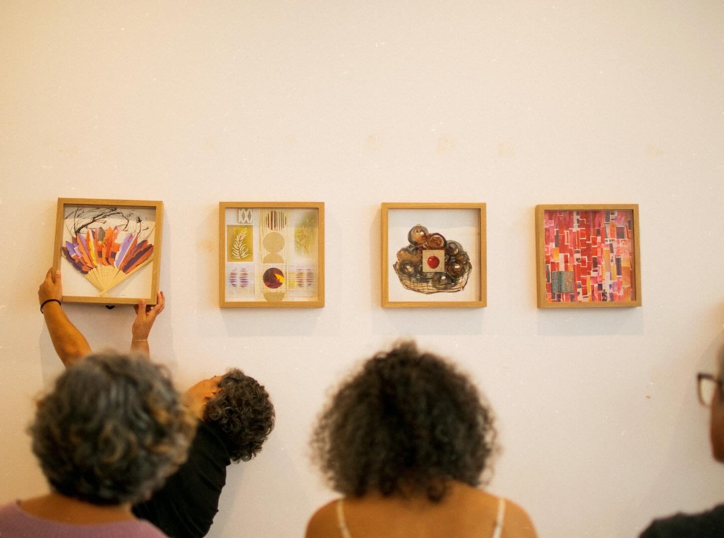 &hellip;and just like that our space turned into peaceful gallery ✏️ @luisaspinola____________ 
@physalis.studio
@claudiateixeiradesign 
@dos_4njos 

*You still can see it until 2.11.!