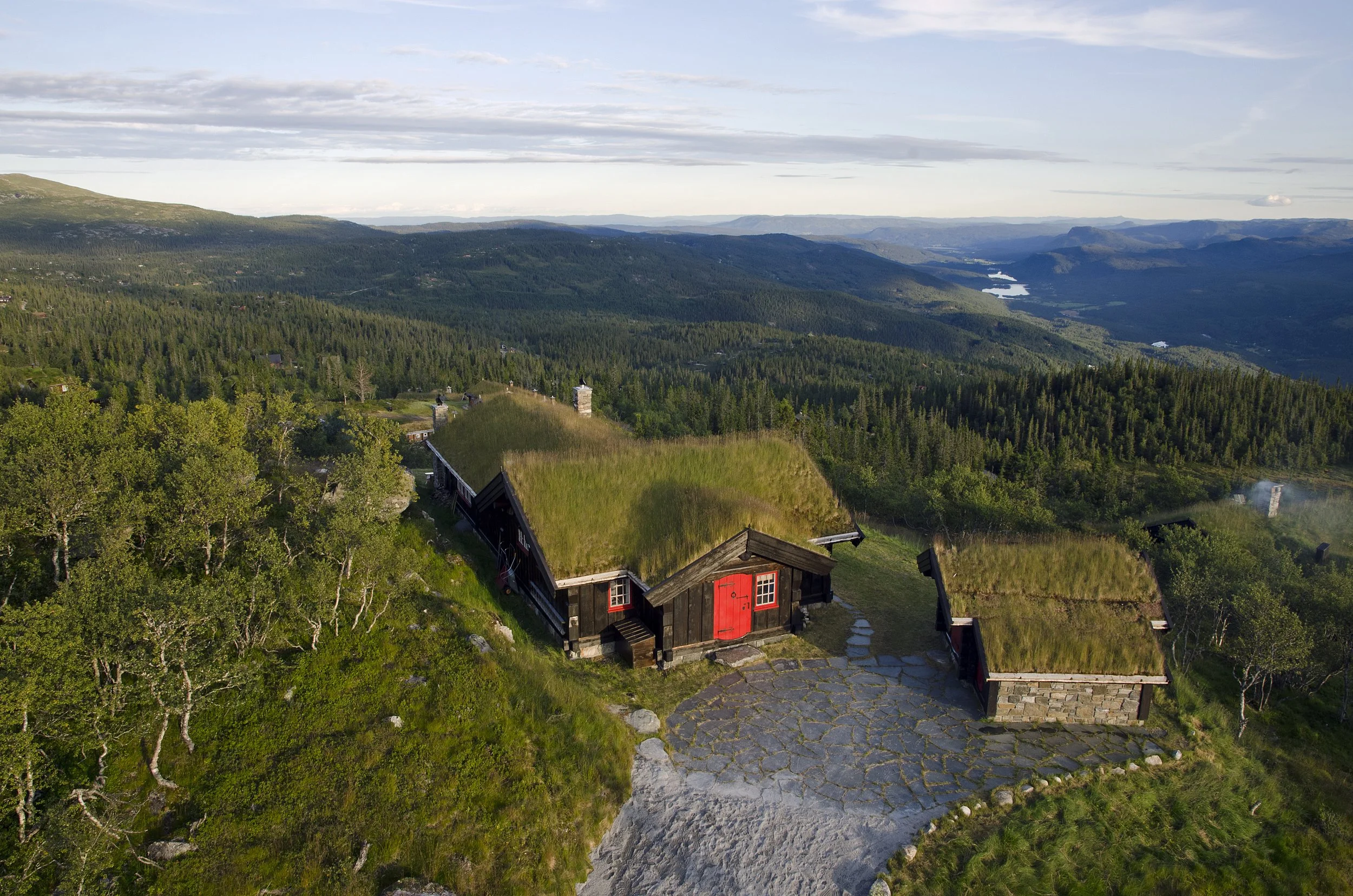 4_ut i naturen mast 26 meter.jpg