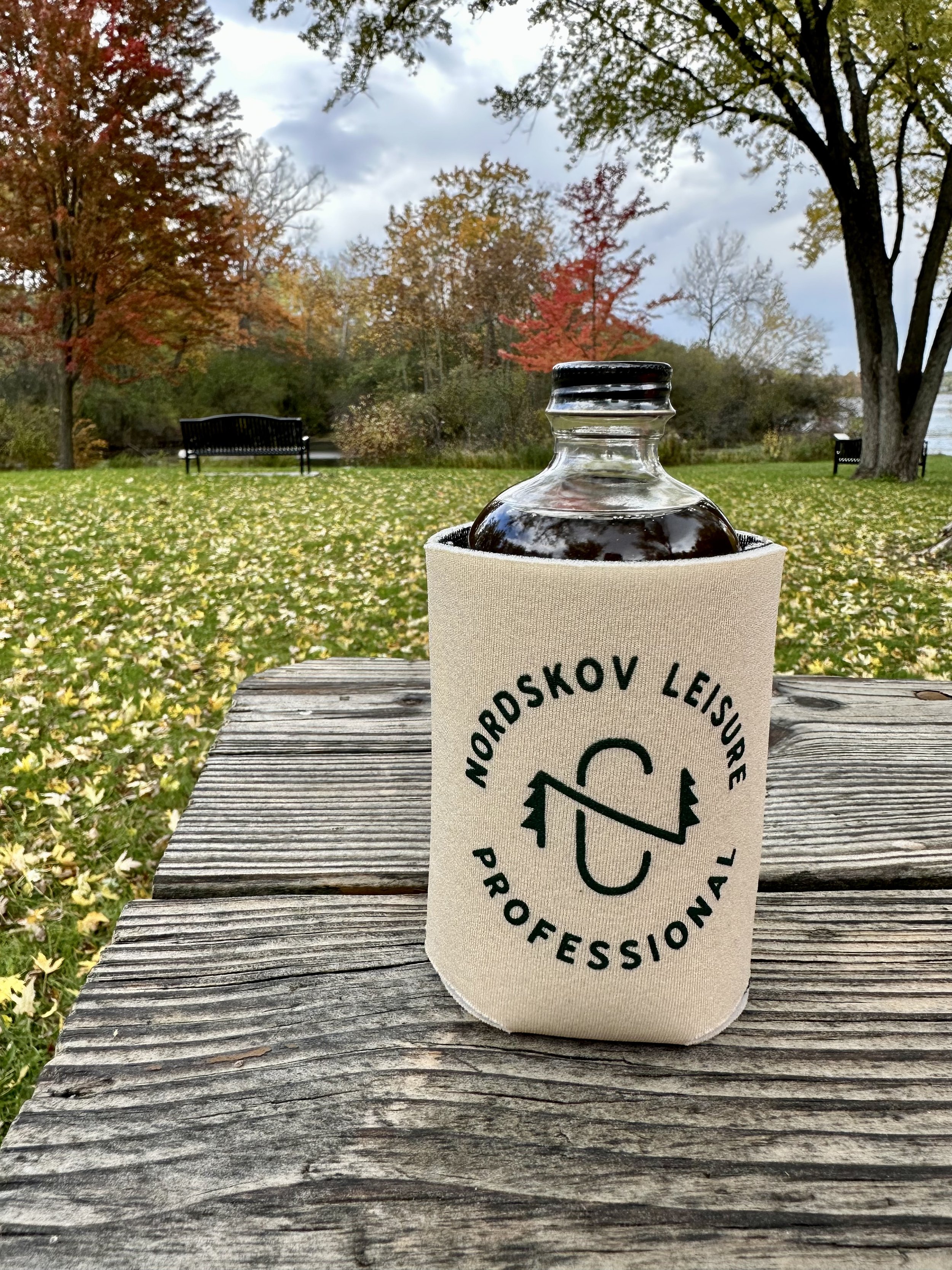 Nordskov beverage koozie tan