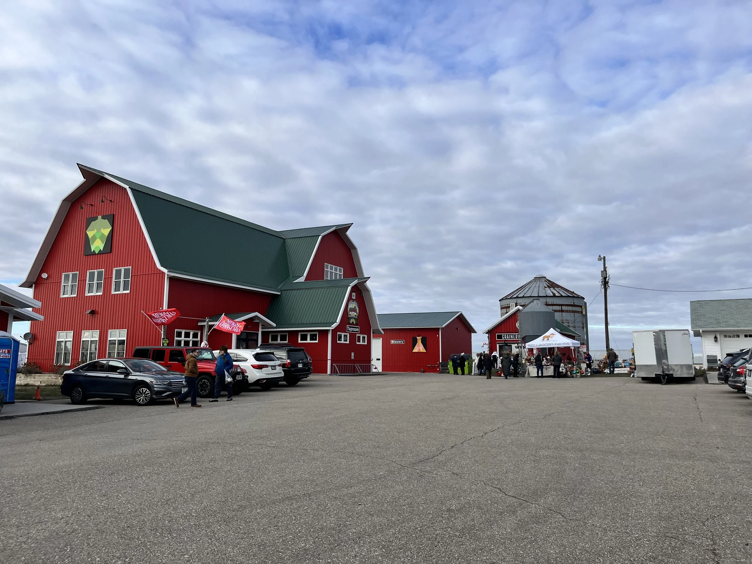 Duesterbeck's Brewing - Holiday Market