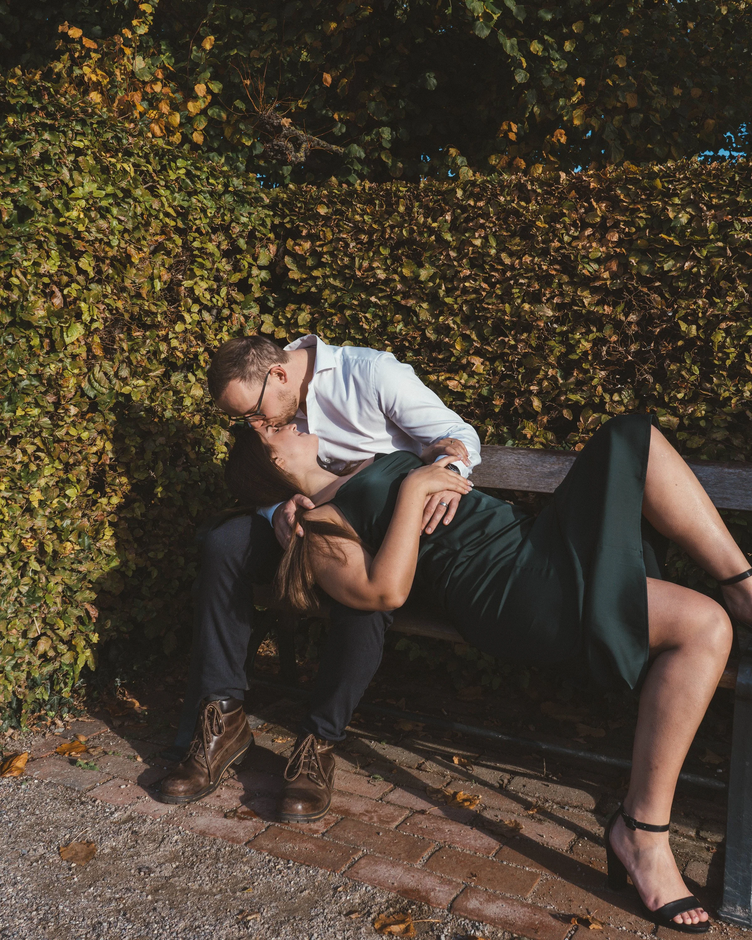 Natural candid engagement portrait by a Copenhagen photographer