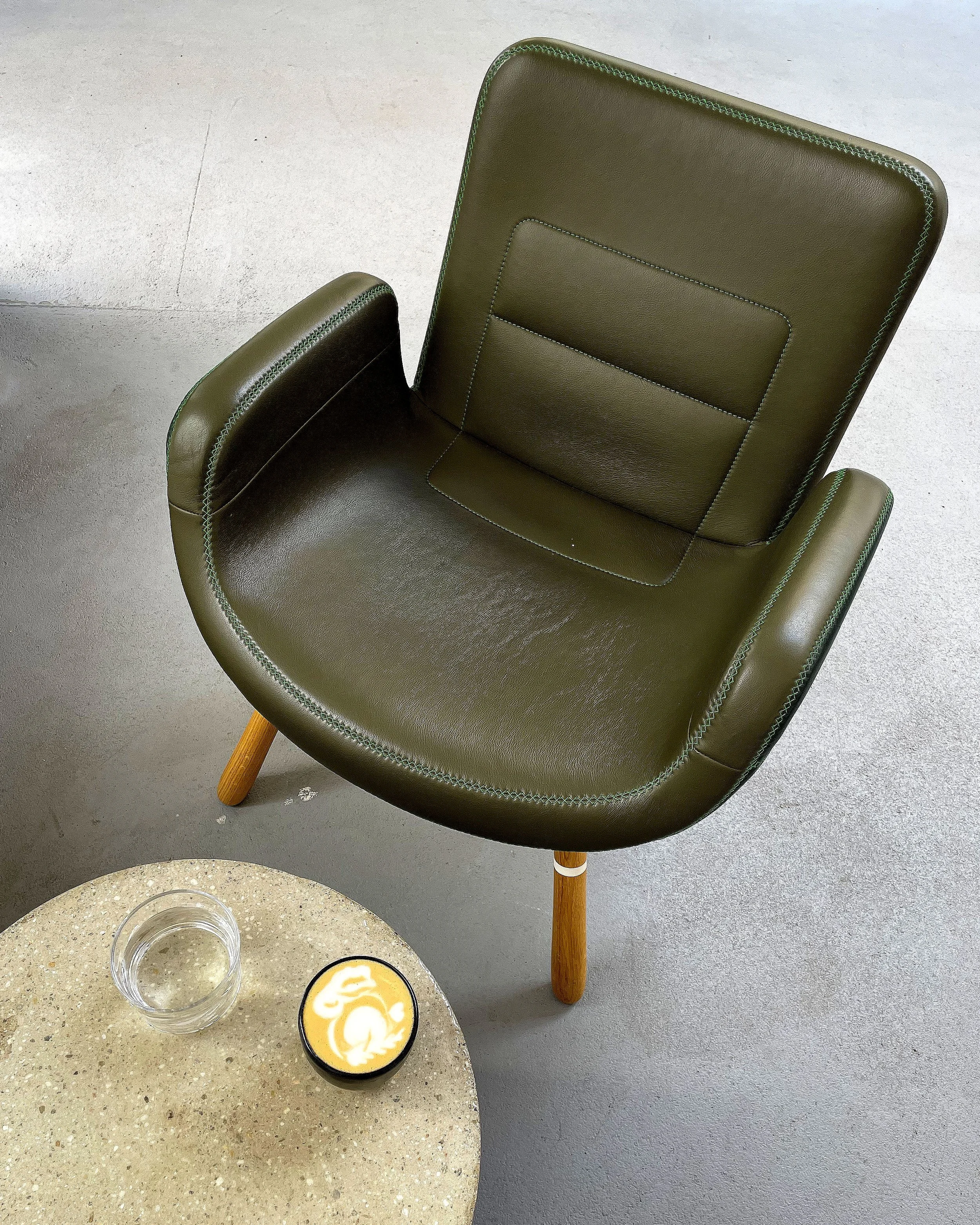 Lifestyle restaurant photography documenting food preparation and kitchen atmosphere, photographed in Copenhagen.