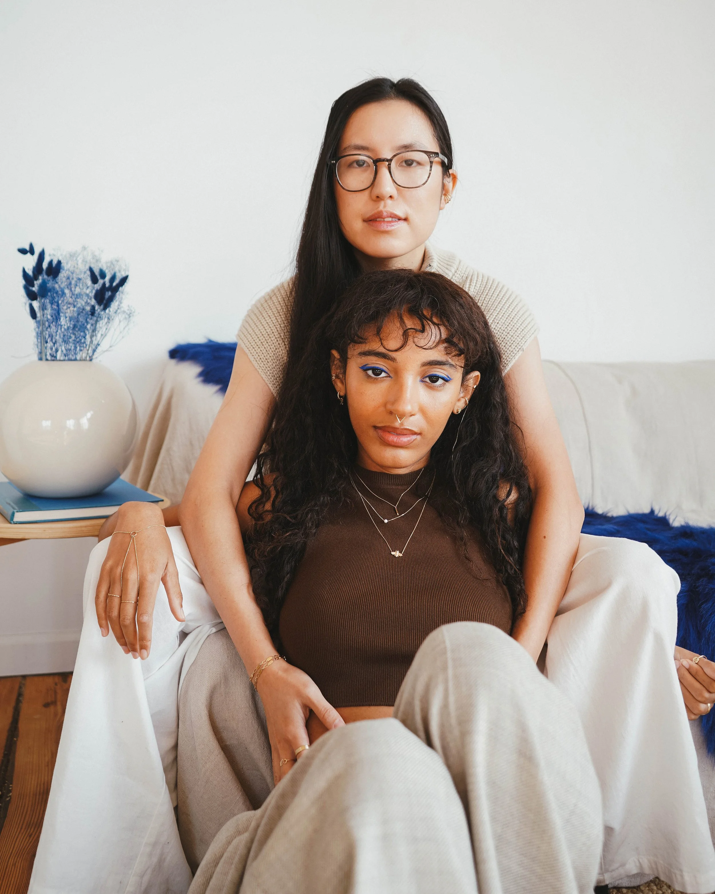 Mixed couple in studio fashion photography for jewellery, highlighting editorial lighting, styling, and connection.
