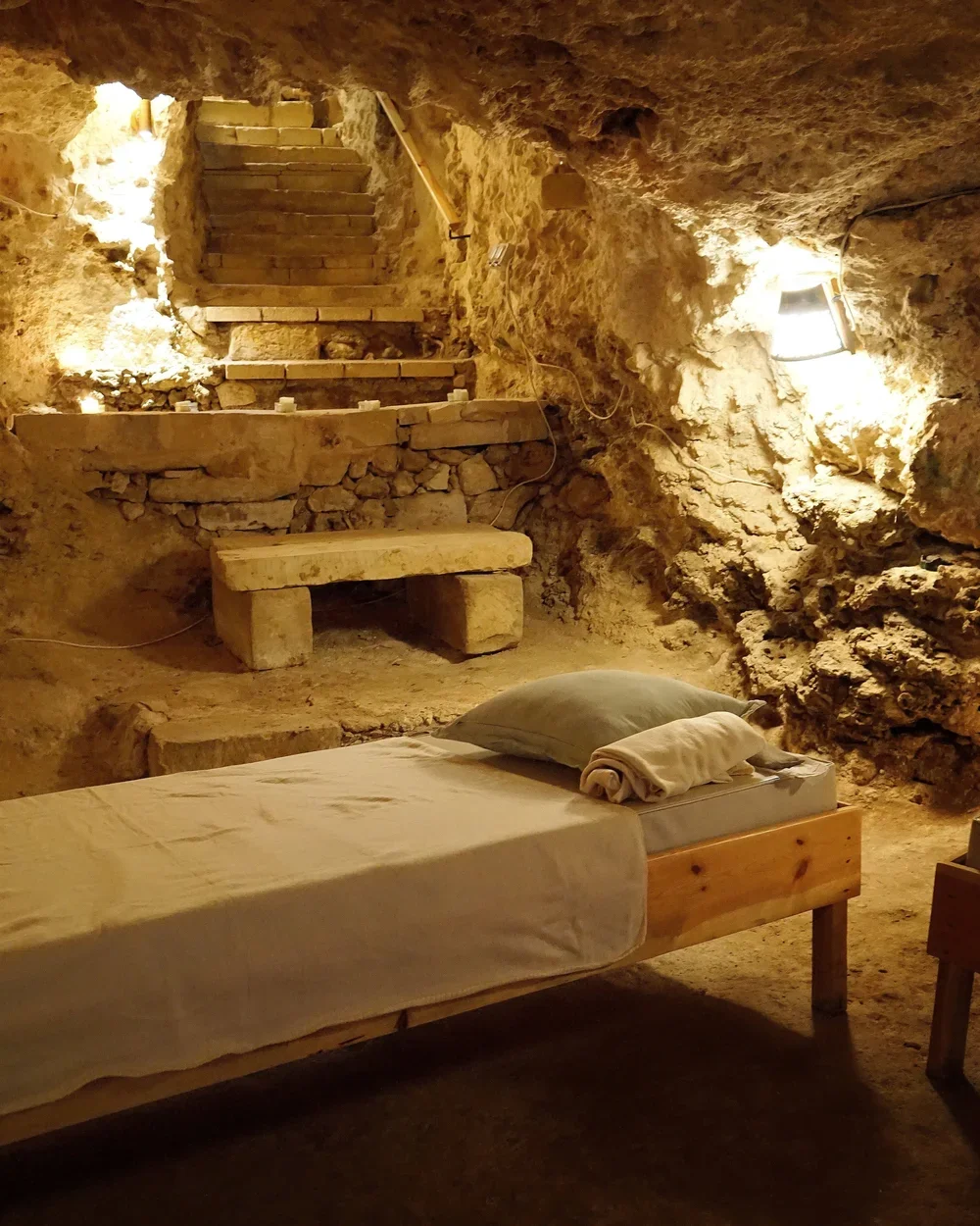 Travel photography shot on 35mm film, focusing on atmosphere and authenticity, created by a Copenhagen photographer working across Europe.