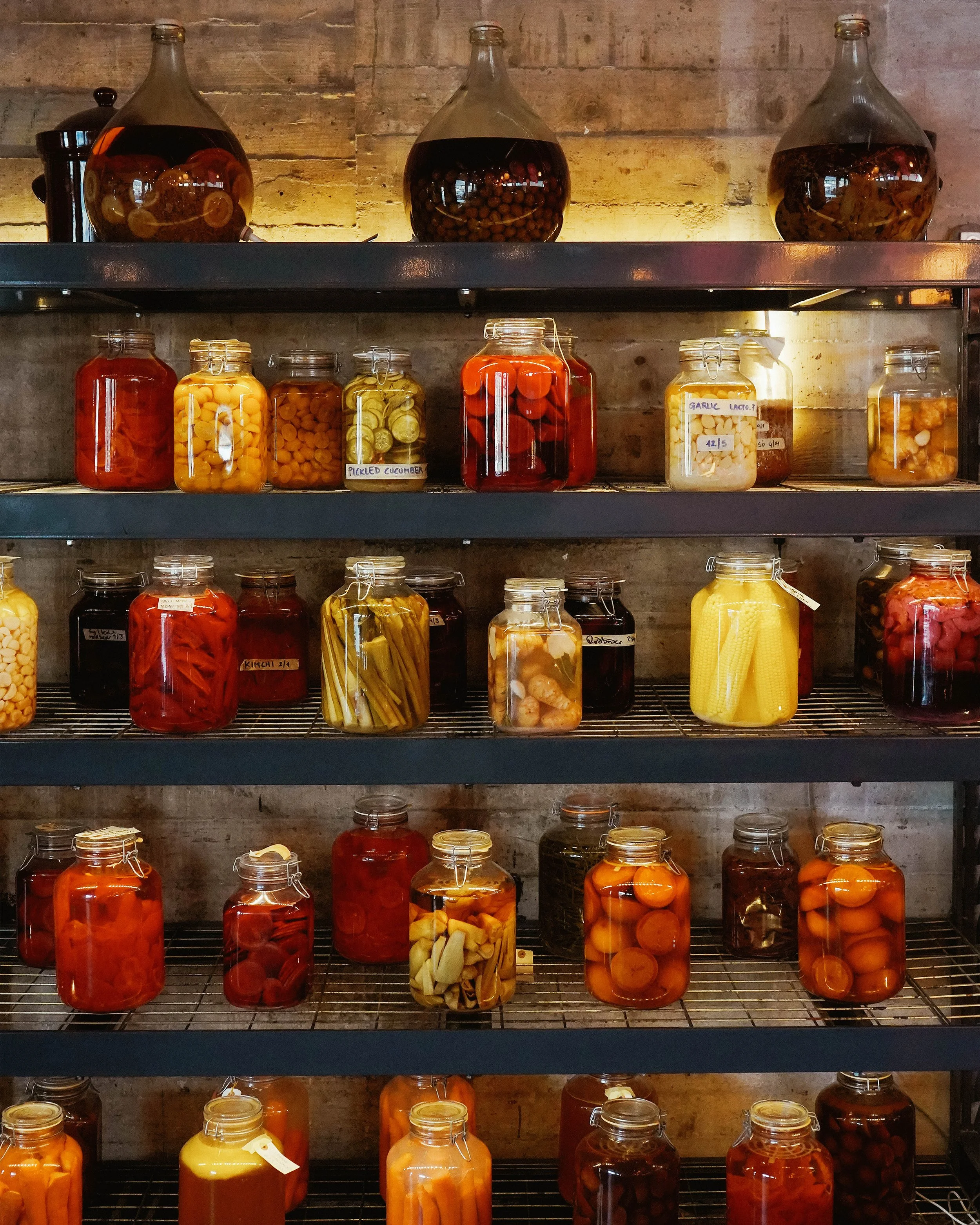 Lifestyle restaurant photography capturing the dining experience and atmosphere, photographed by a Copenhagen-based gastronomy photographer.