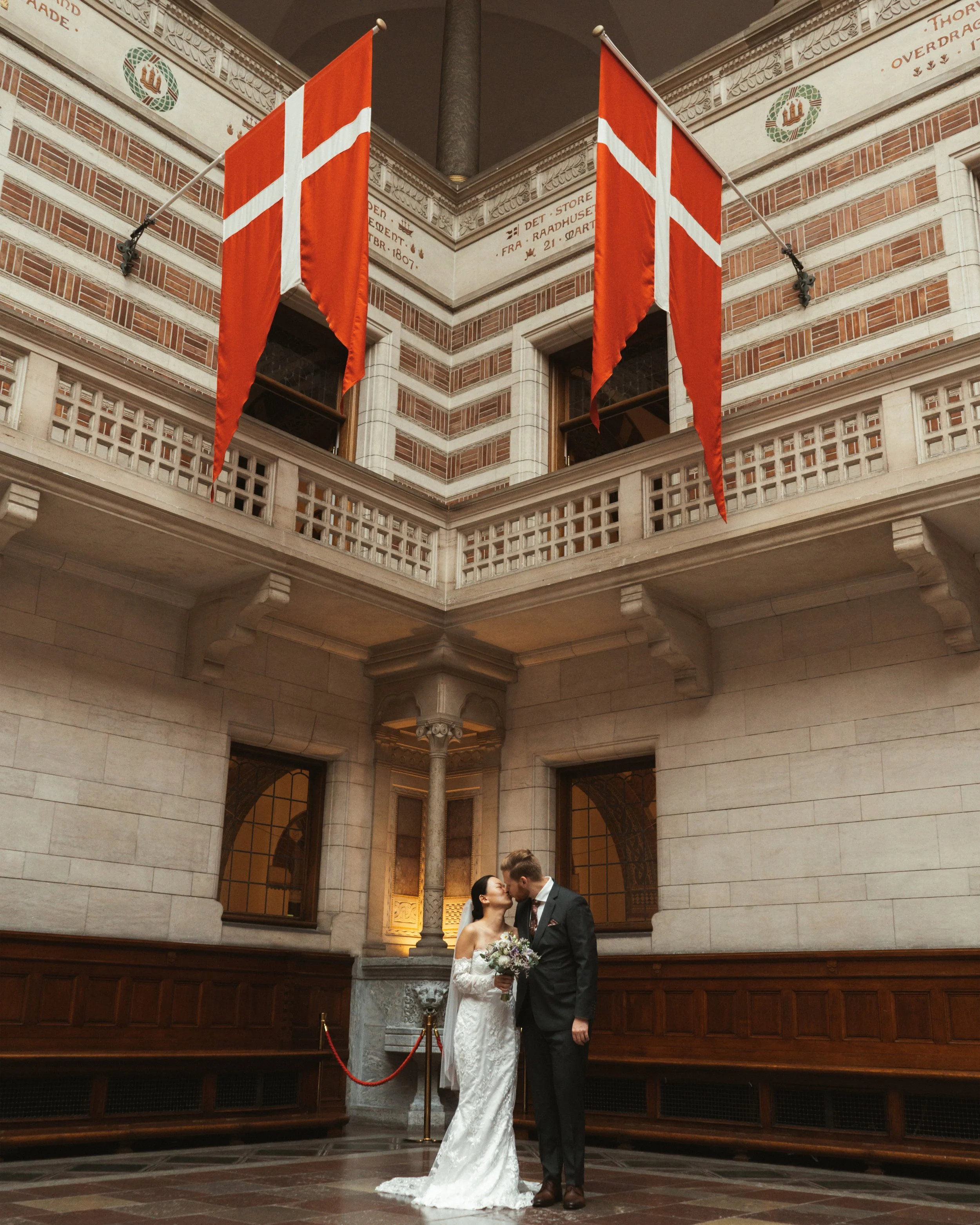 photography-bride-portrait.jpg Bride portrait during a wedding day in Copenhagen