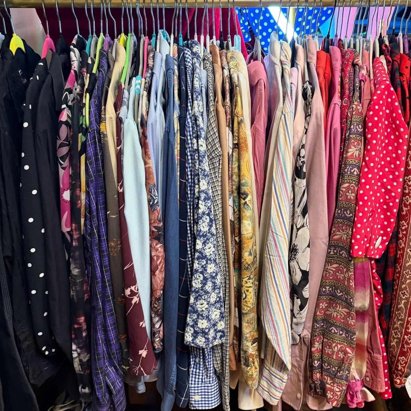 Autumn feels like it&rsquo;s here! Come get fall looks. We&rsquo;re open today from 1-7pm 🍂