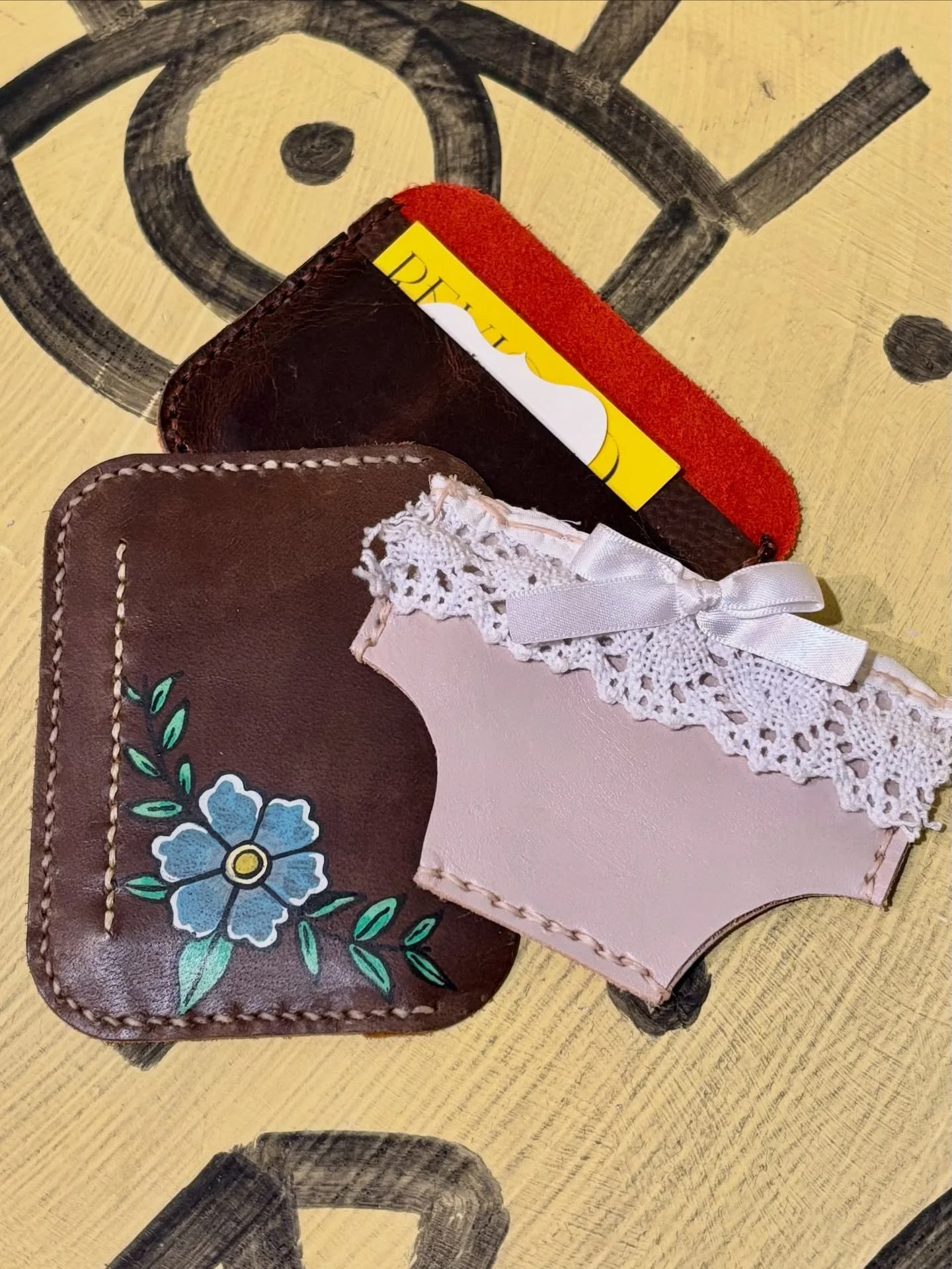 Thinking, gifting? 🎁 We&rsquo;ve got a mini gift bar set up in-shop today with items from our wonderful vendors! 

💸Leather Wallets @revisedleather $40
🕯️Mini Candles @sadieslightcandleco $15
🧣Winter Scarves, just restocked! $15-40
🍒Botanical St