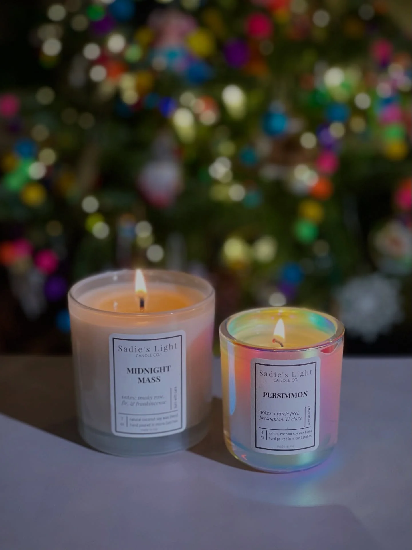 Happy Holidays! It&rsquo;s the weekend before Christmas, so get your mindful gift shopping done all in one spot @3rdandbzaar ❄️✨ 

Find stocking-sized or full-sized candles from @sadieslightcandleco / custom handpainted leather goods and wallets from