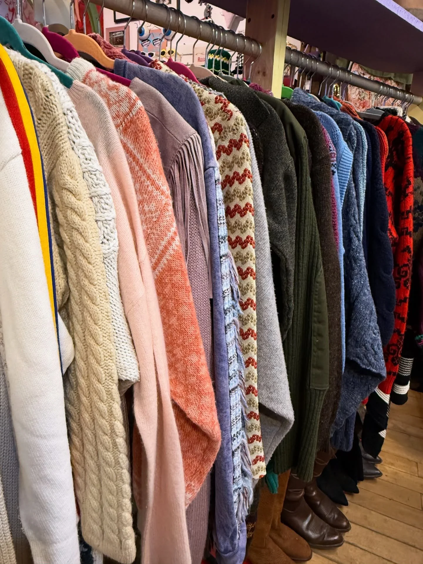 sleepy sunday means coffee + vintage are waiting for you! stroll down to E 3rd Street in the East Village and visit us today alongside our caffeine lover neighbors (@bookclubbar + @kolkatachaico) ☕️❣️

so many vintage sweaters, boots, jackets, scarve