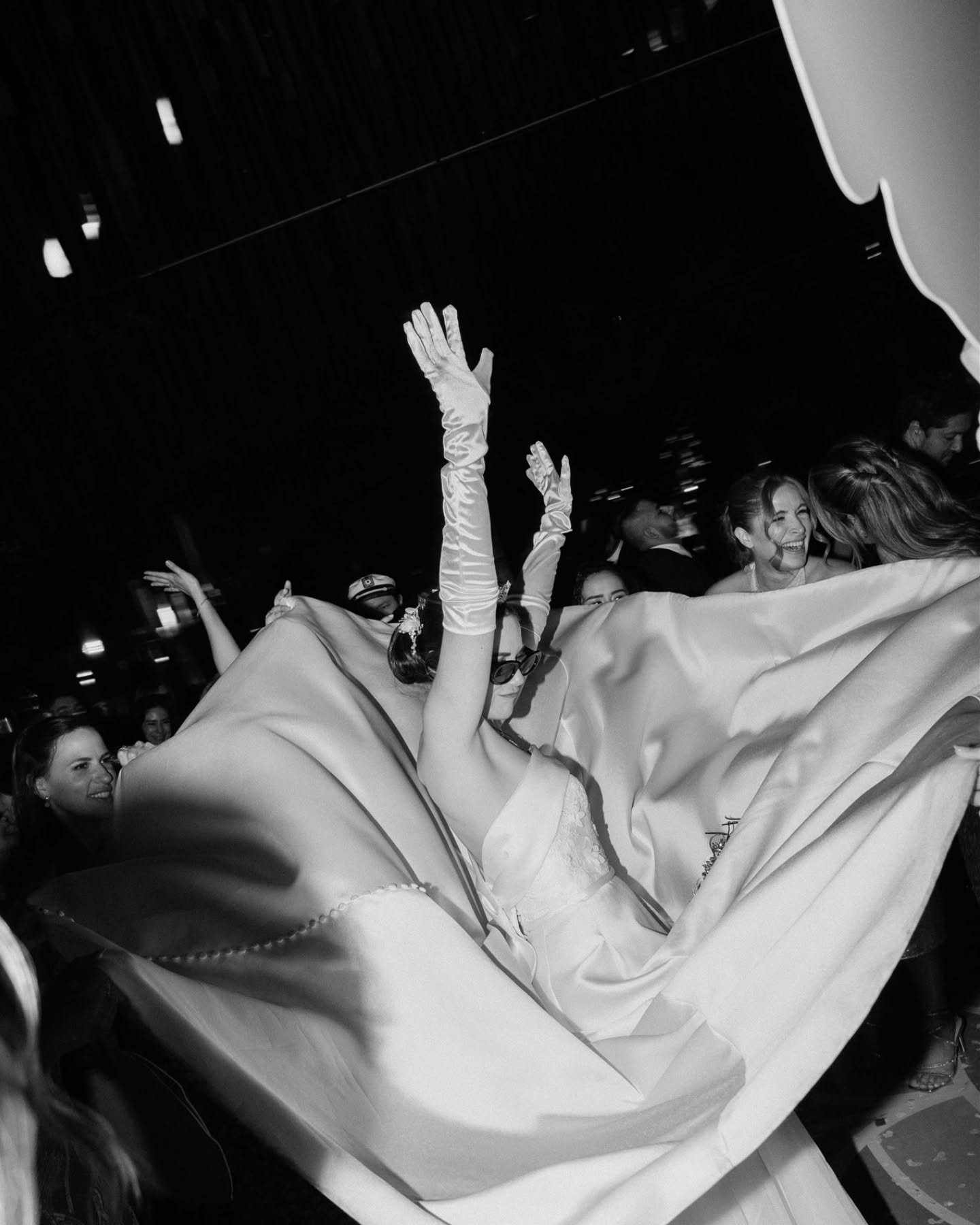 Wedding party moments PII 🎉

@luciardzgza
@lalocast8
@blancagonzalezmx

#bodasmexico #weddinginspiration #mexicowedding #mexicoweddingphotographer #weddingday #rangefindermagazine #rodrigoaguilera #fotografodebodas #fotografiadebodas #wedvibes #thew