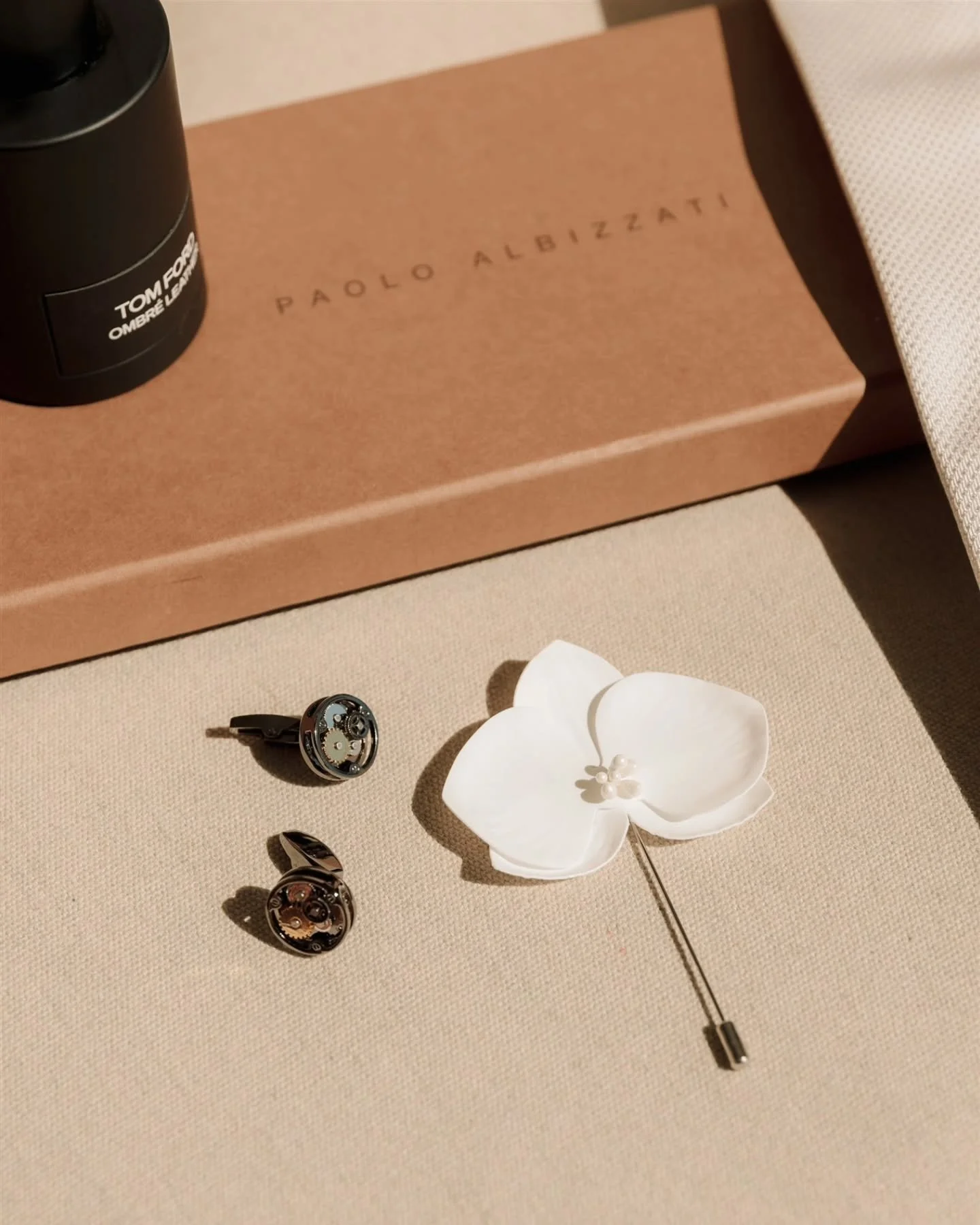 Textures, shapes, lines, colors and how their blending helps better tell the context of a wedding story 📷

#wedding #weddinginspiration #weddingday #weddingstyle #rodrigoaguilera #fotografodebodas #fotografiadebodas #wedvibes #mexicoweddingphotograp