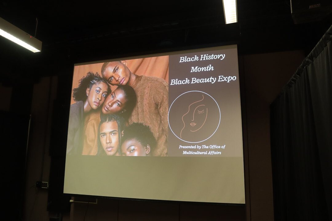 Thank you @syr_oma for inviting me to be apart of the Black Beauty Expo. @syr_oma and @bsucuse put on a really nice event! Fun fact, my first real job was when I was 17yr old and I worked for @syr_oma! SU will forever have a special place in my heart