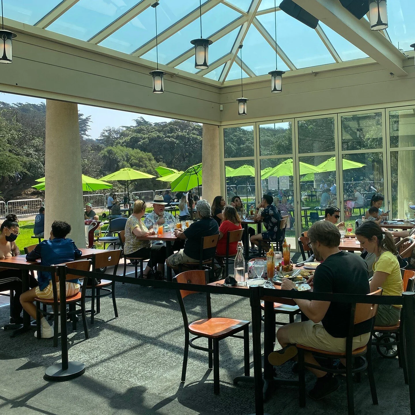 Take a walk through Goldengate Park then stop in for brunch, lunch or dinner. Enjoy a craft brew or cocktail.
Saturday/Sunday
10am-6pm
~ BRUNCH 10am-2:30pm

#brunch #parkchalet #brunchsf #goldengatepark