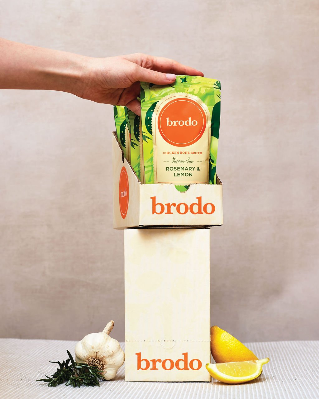 CMYK_Brodo_TuscanSun_GROUP_Shot_6_Pack_Duo_0150_HI.jpg