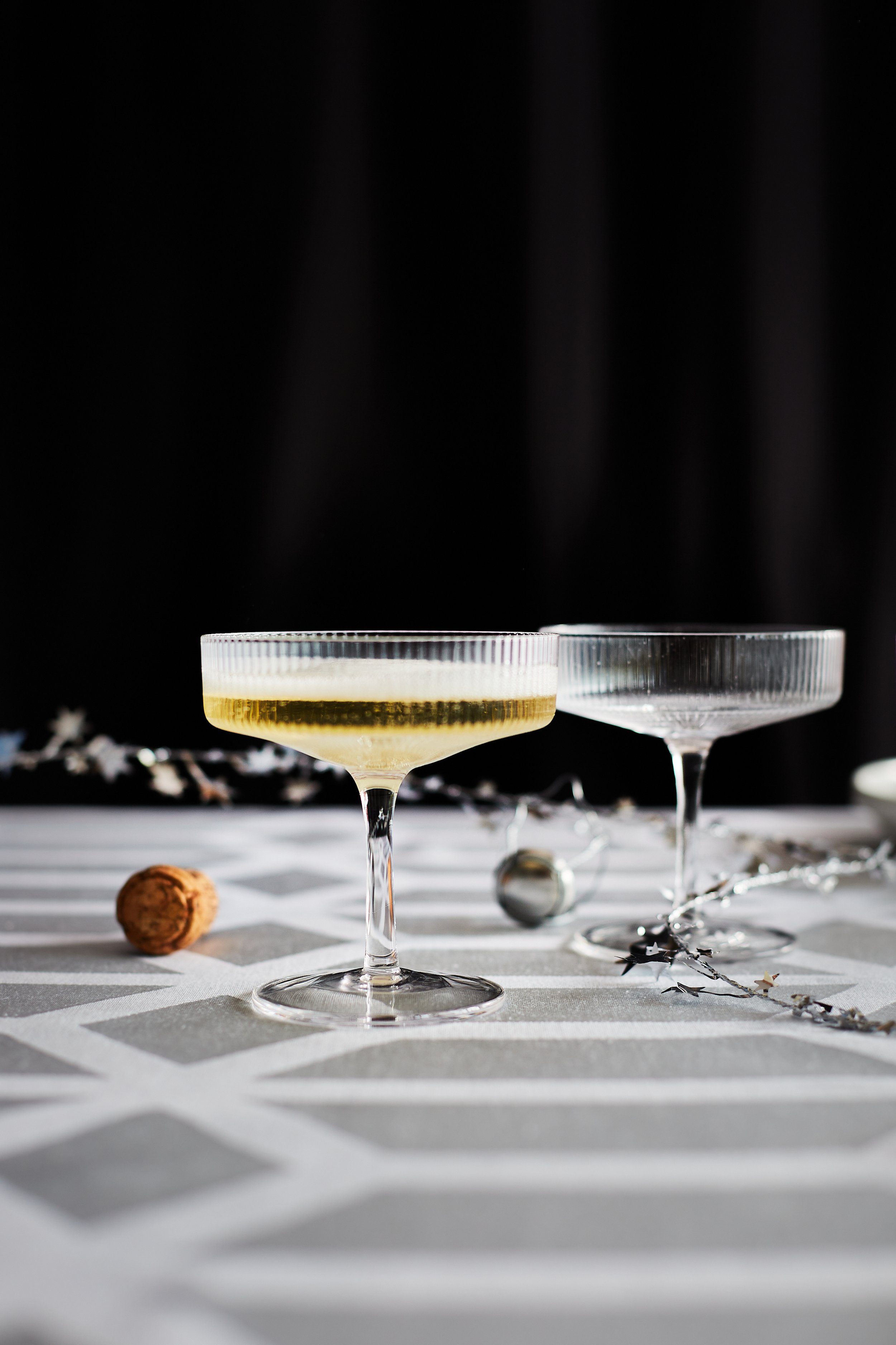 TheStudiobyMicole_Magnolia_Silver_Table_Linen_0496_FULL.jpg