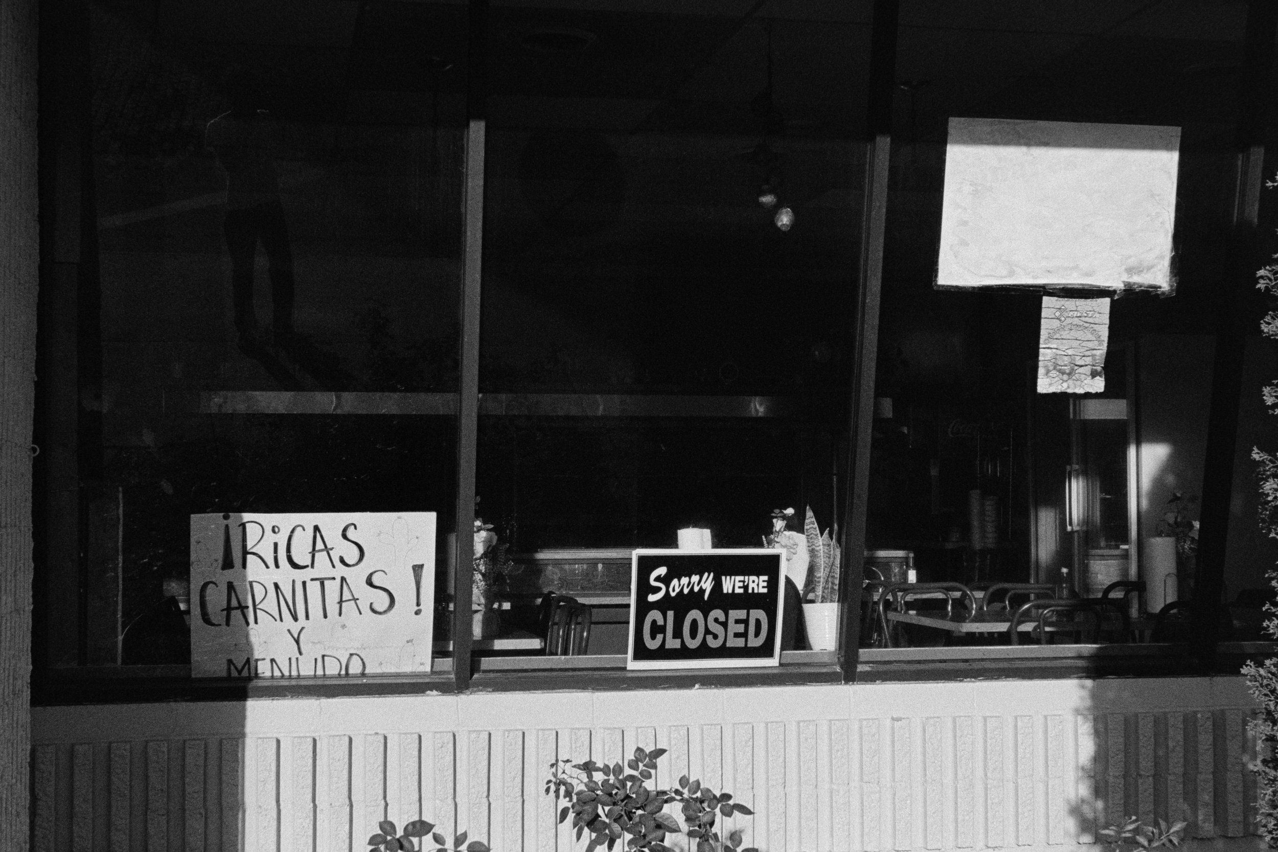 032 Leica M6 HP5 Brylee Wedding October 2025_4.jpg