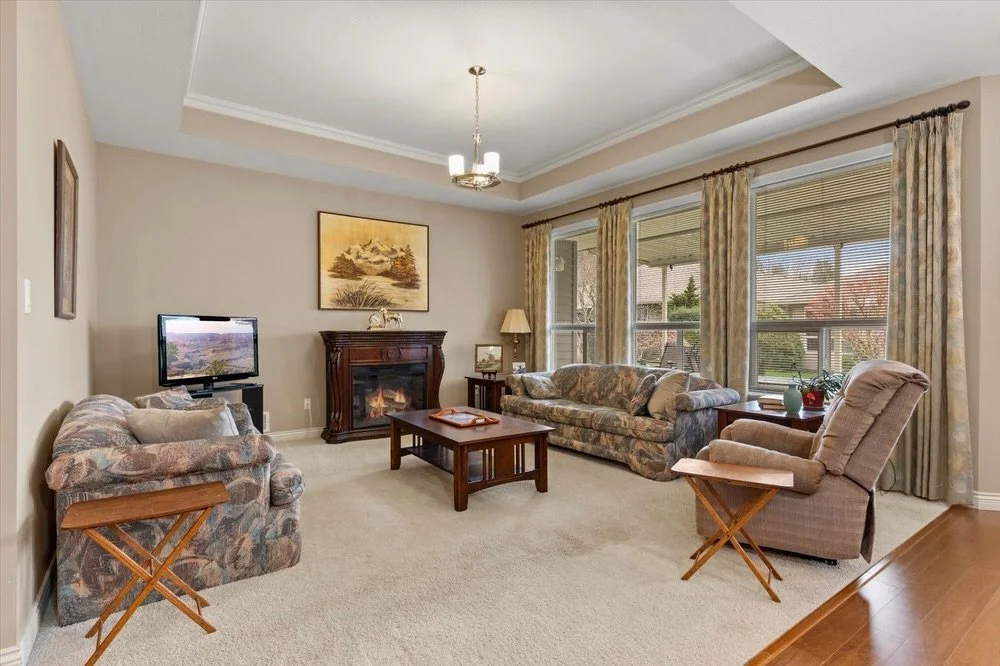 SOLD! 🎈

So honoured to be part of this one! Congratulations to my great clients on the sale of their home. In an interesting market, their trust in the pricing strategy made all the difference in achieving a successful result. Grateful for the oppo