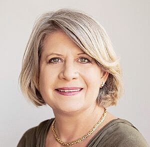 Annette-2-300x294.jpg