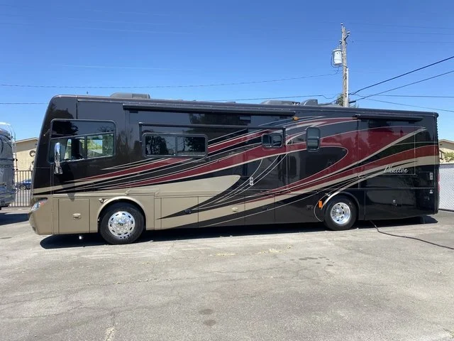 2013 Tiffin Phaeton 36