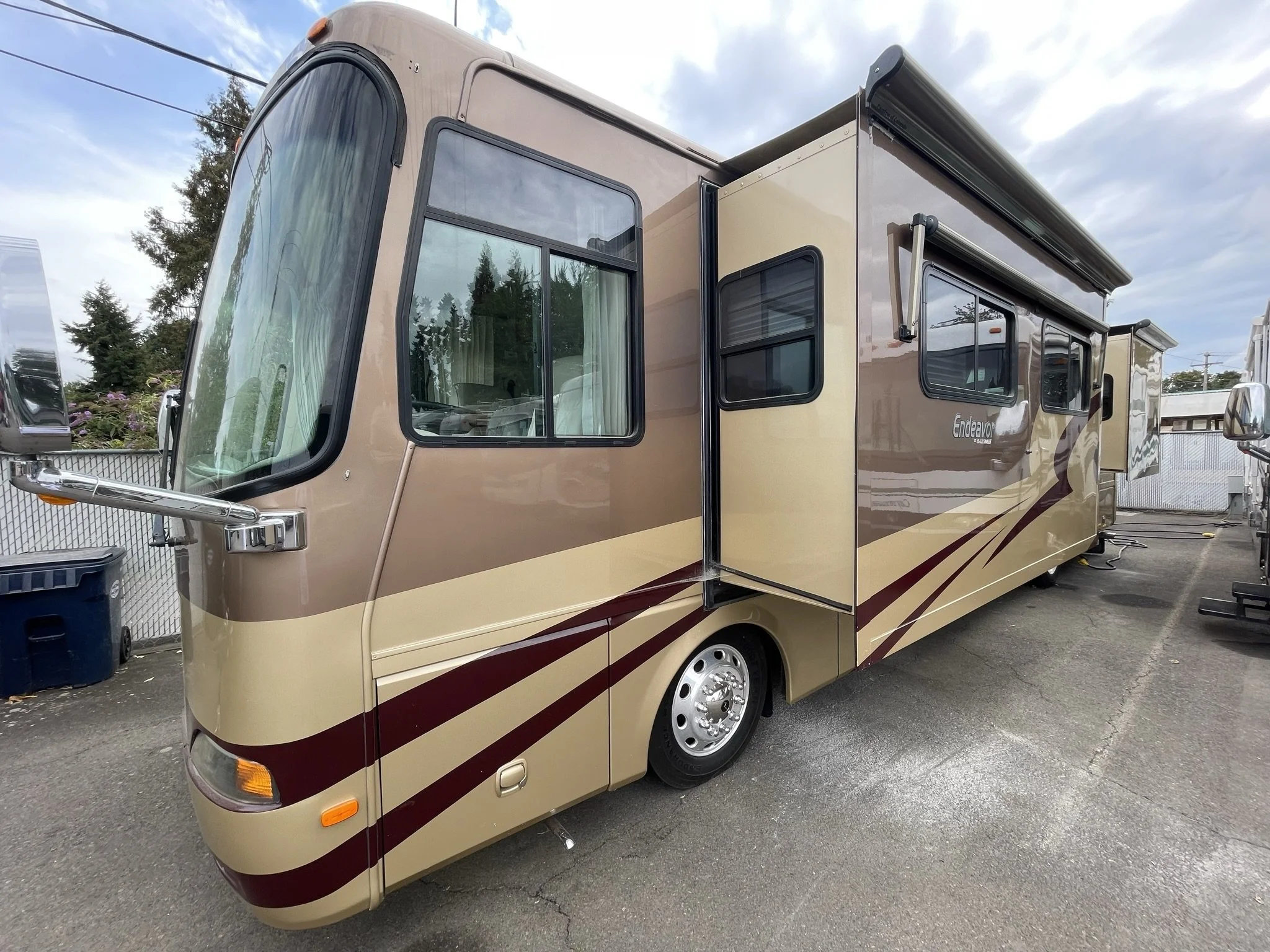 2005 38’ Holiday Rambler Endeaver "38PDD"