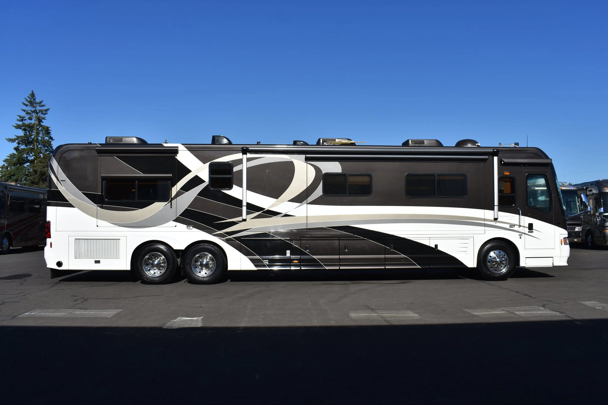 2007 COUNTRY COACH INTRIGUE 45'