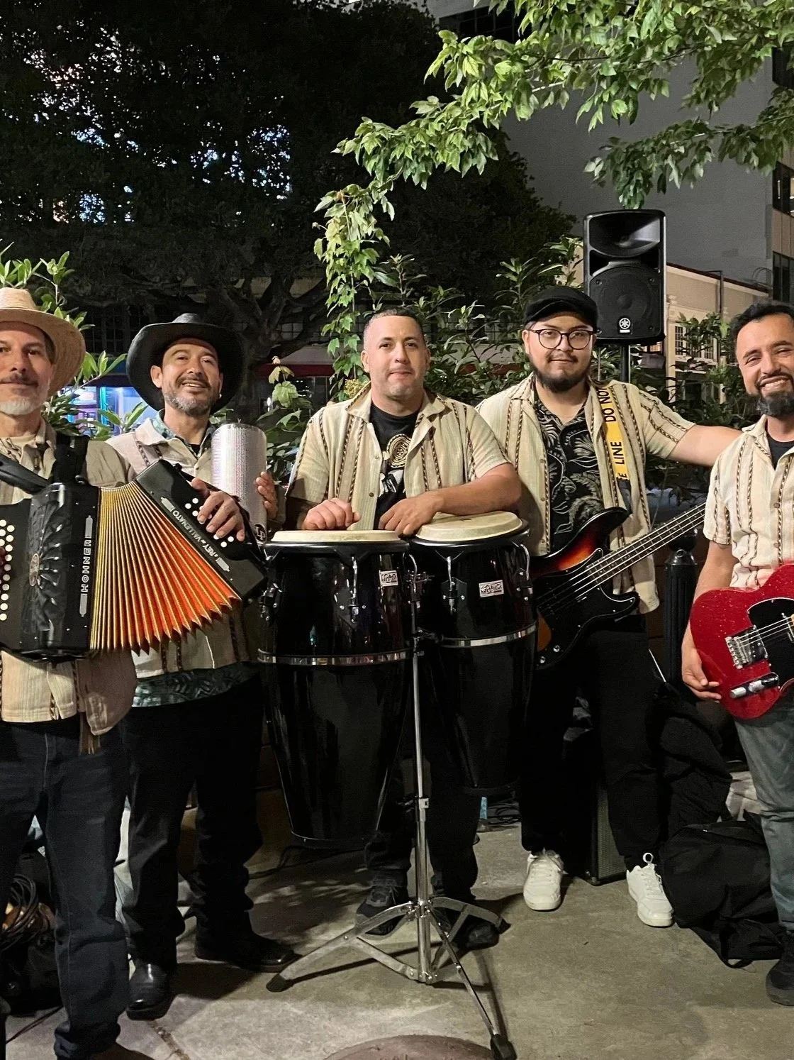  LOS ALEGRES CALLEJEROS 