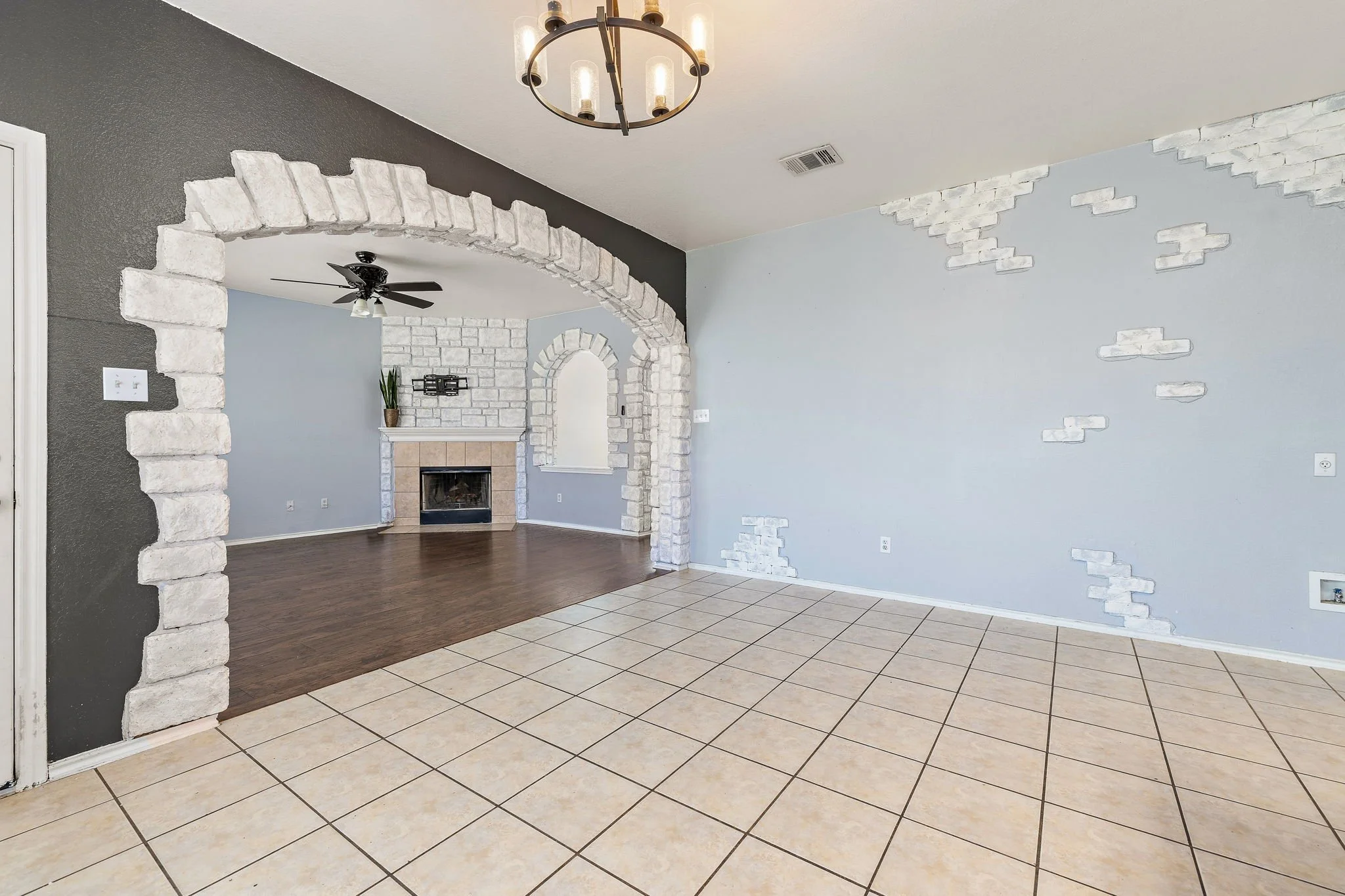 10-web-or-mls-114 Almquist St KCP 021826 - 111.jpg