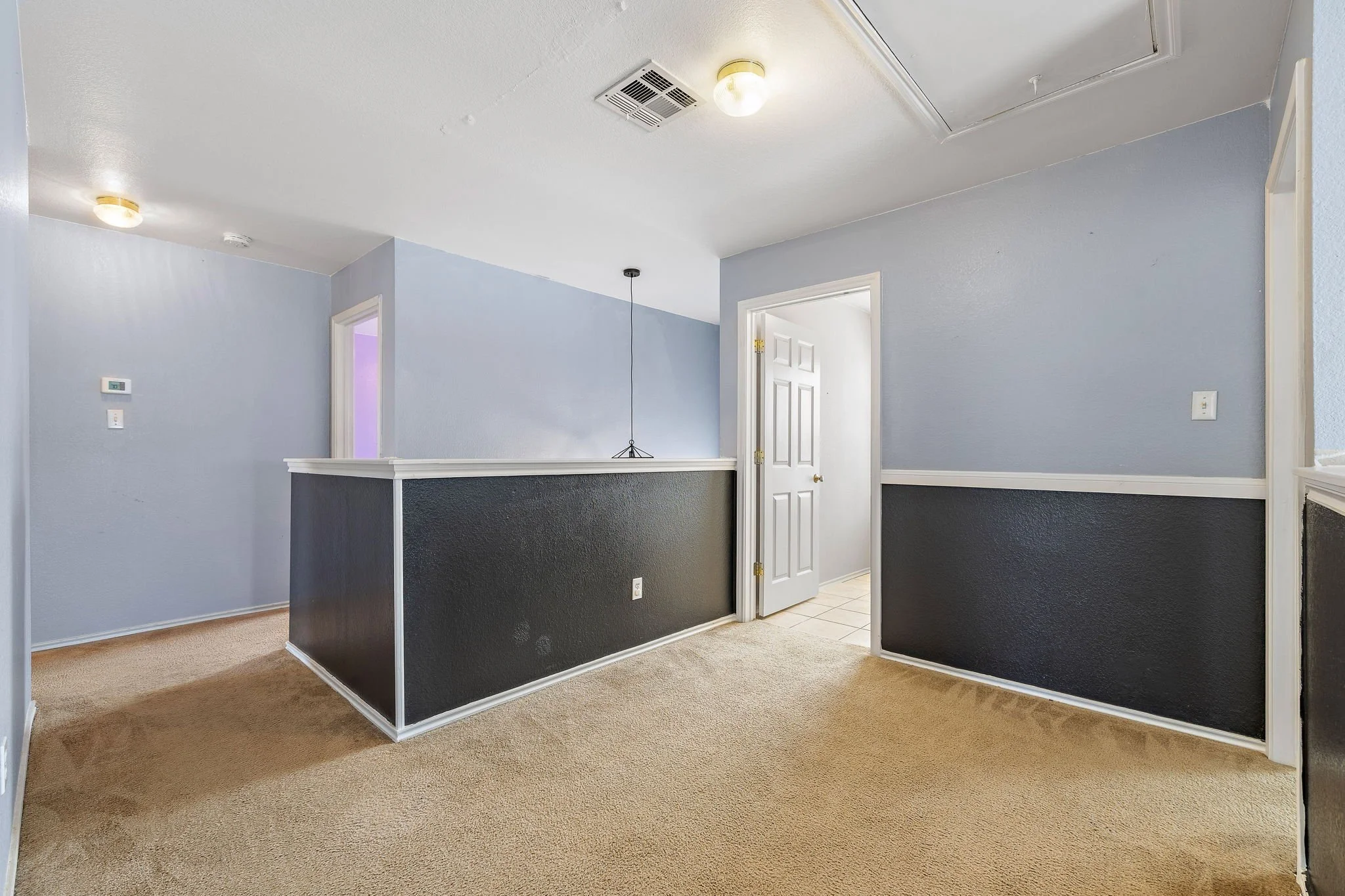 16-web-or-mls-114 Almquist St KCP 021826 - 39.jpg