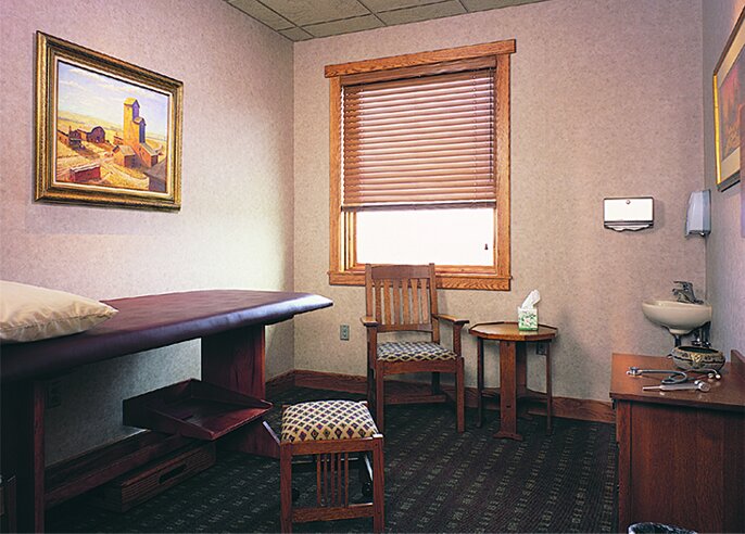 The Spine Center-Int2.jpg