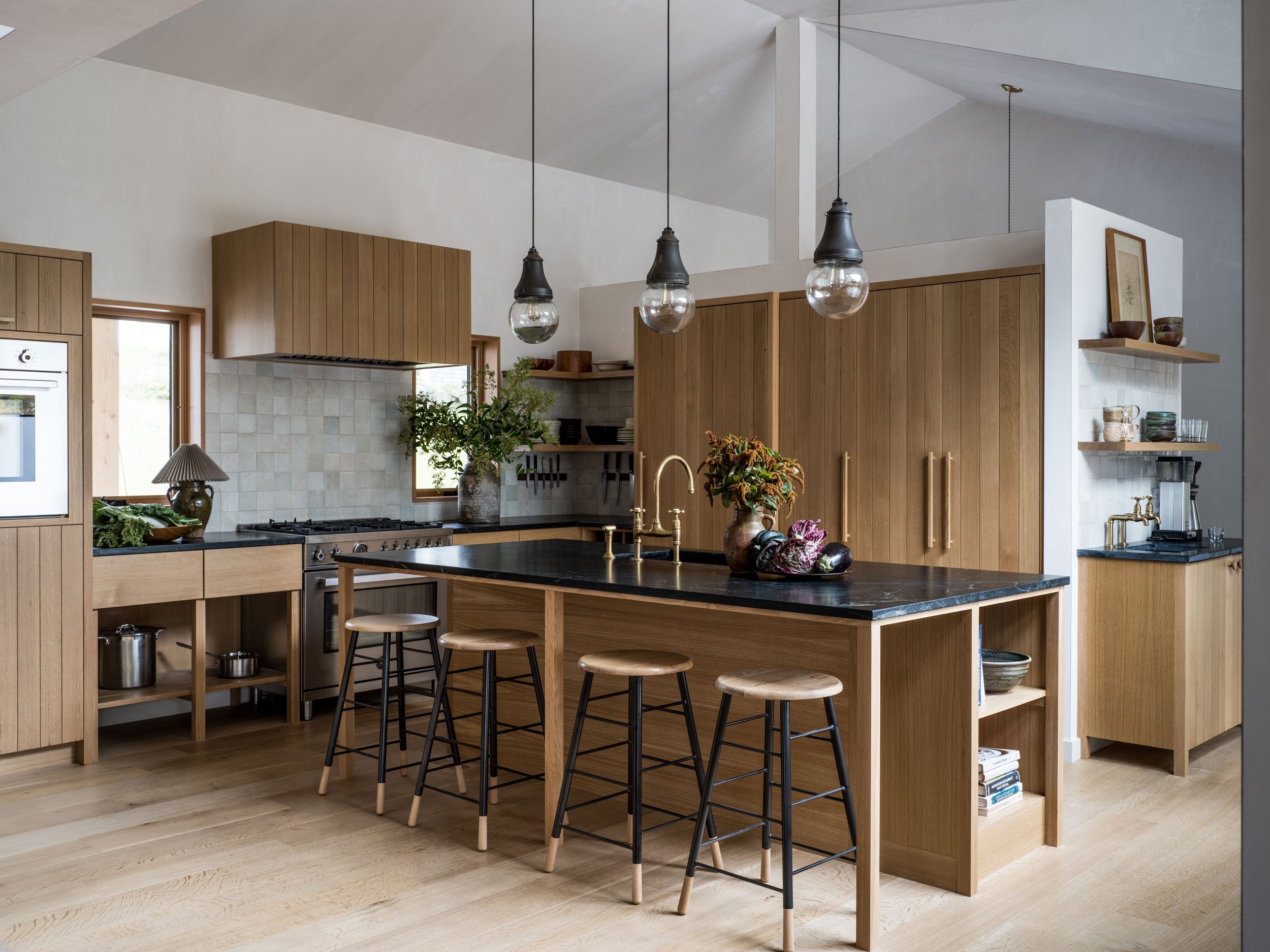 SELECT PROJECTS — HEIDI LACHAPELLE INTERIORS