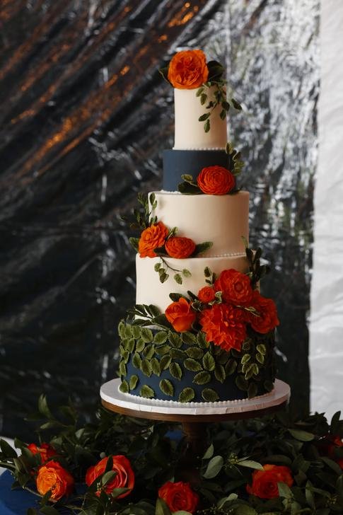 autumn wedding cake