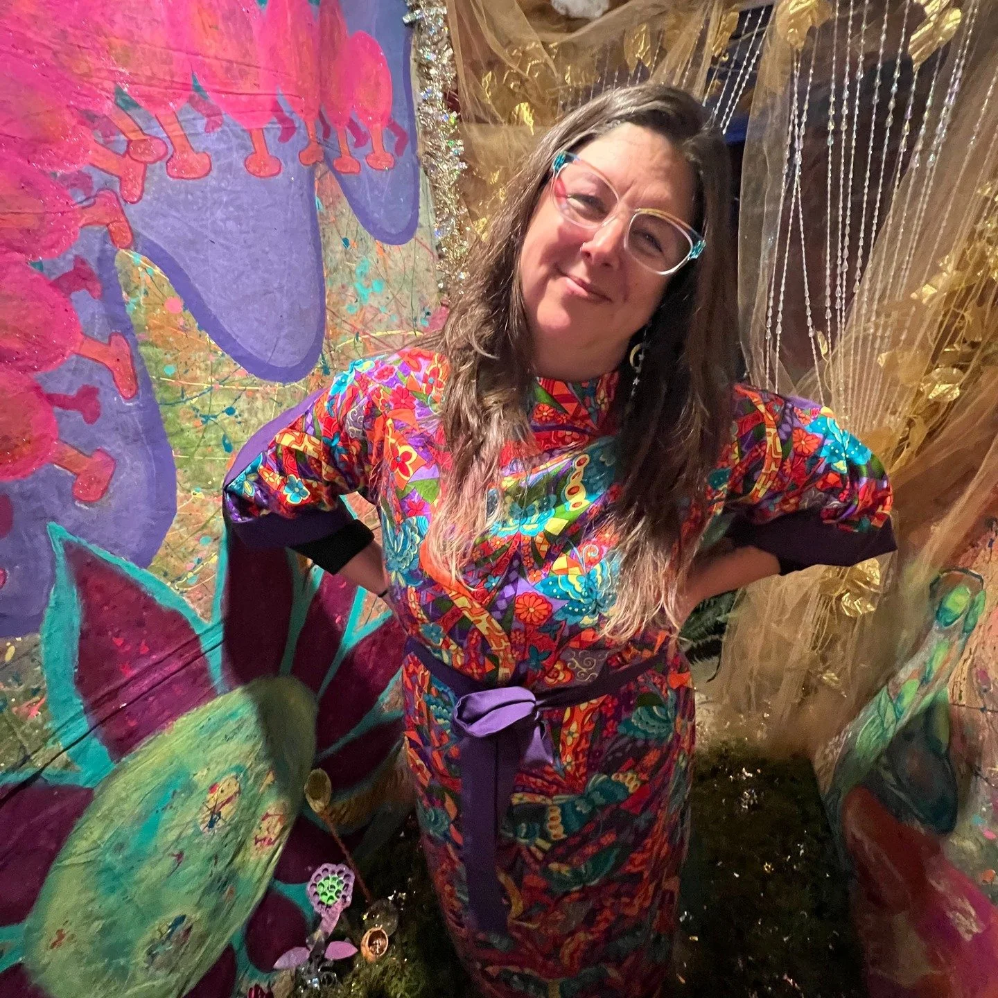 Hey! This Sunday is the last day to see our large art installation, The Secret Garden. I will have open studio hours on 12/21/25 from 2-5 pm for you to walk through our painted forest that leads to my studio. There is a ton of art to choose from for 