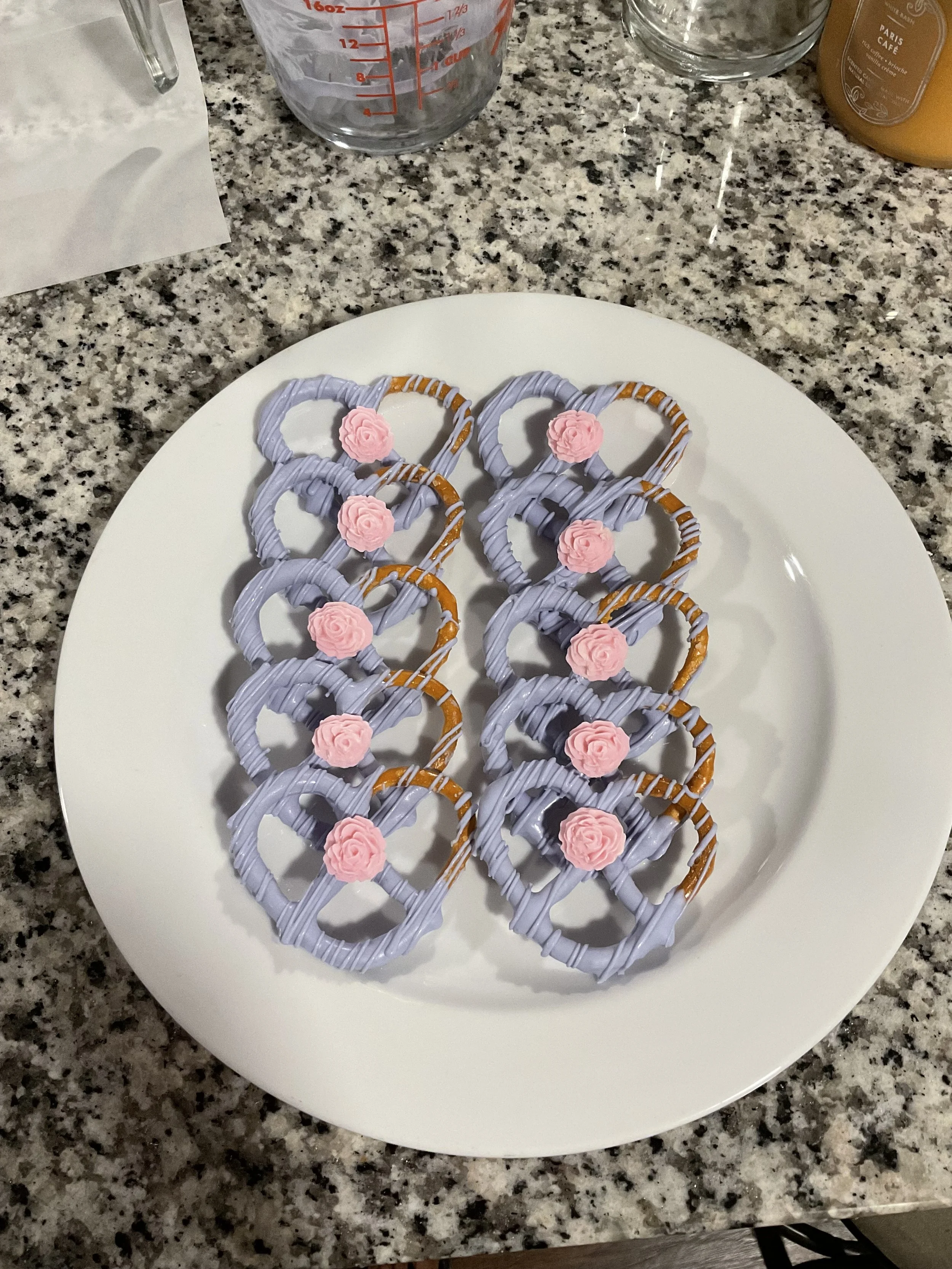 mini chocolate pretzels