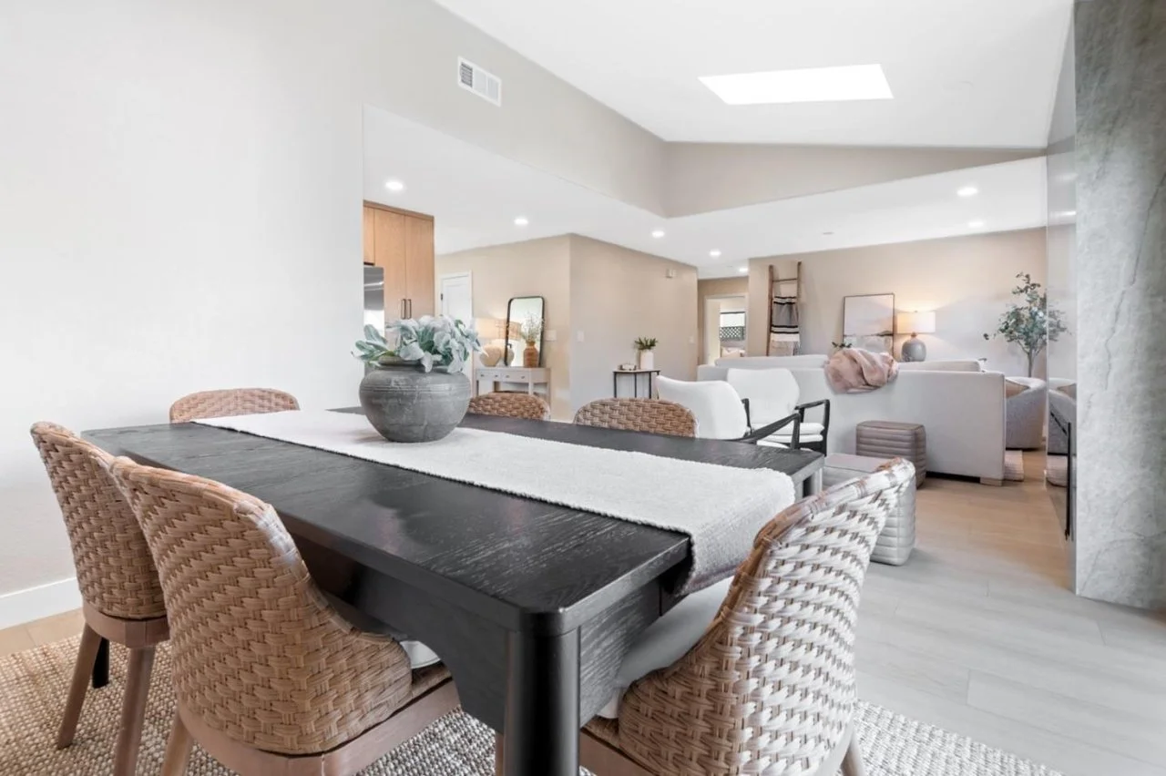 659 Meadow Creek Dr 025.jpg