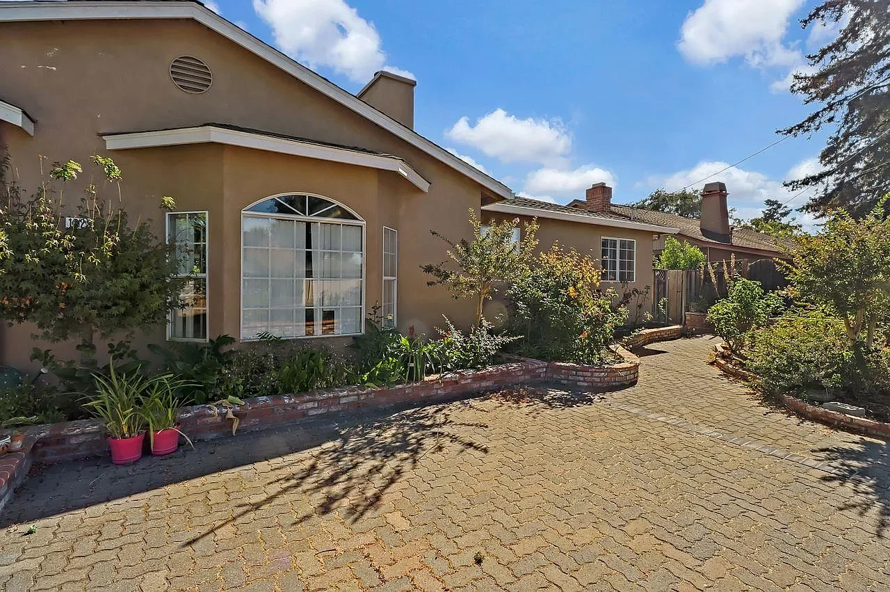 1223 Rose Ave 004.webp