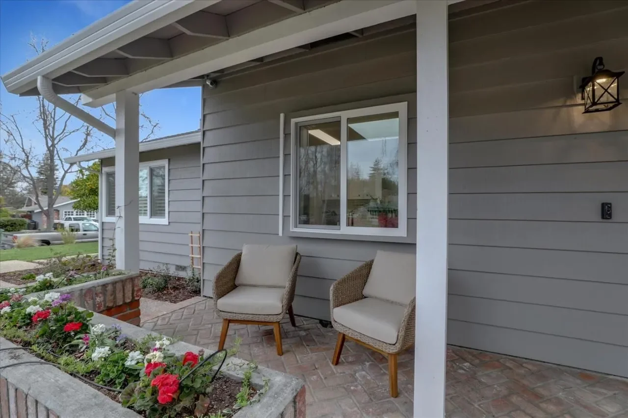 140 Stonybrook Rd 006.webp