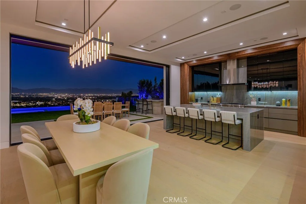 18807 Edleen Dr 015.jpg