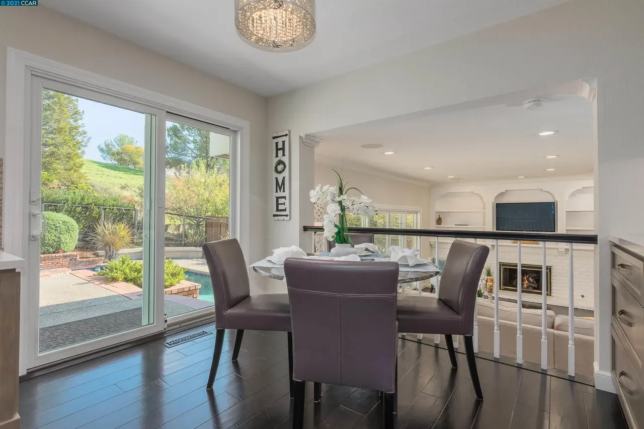 416 Saddlebrook Ln 010.webp